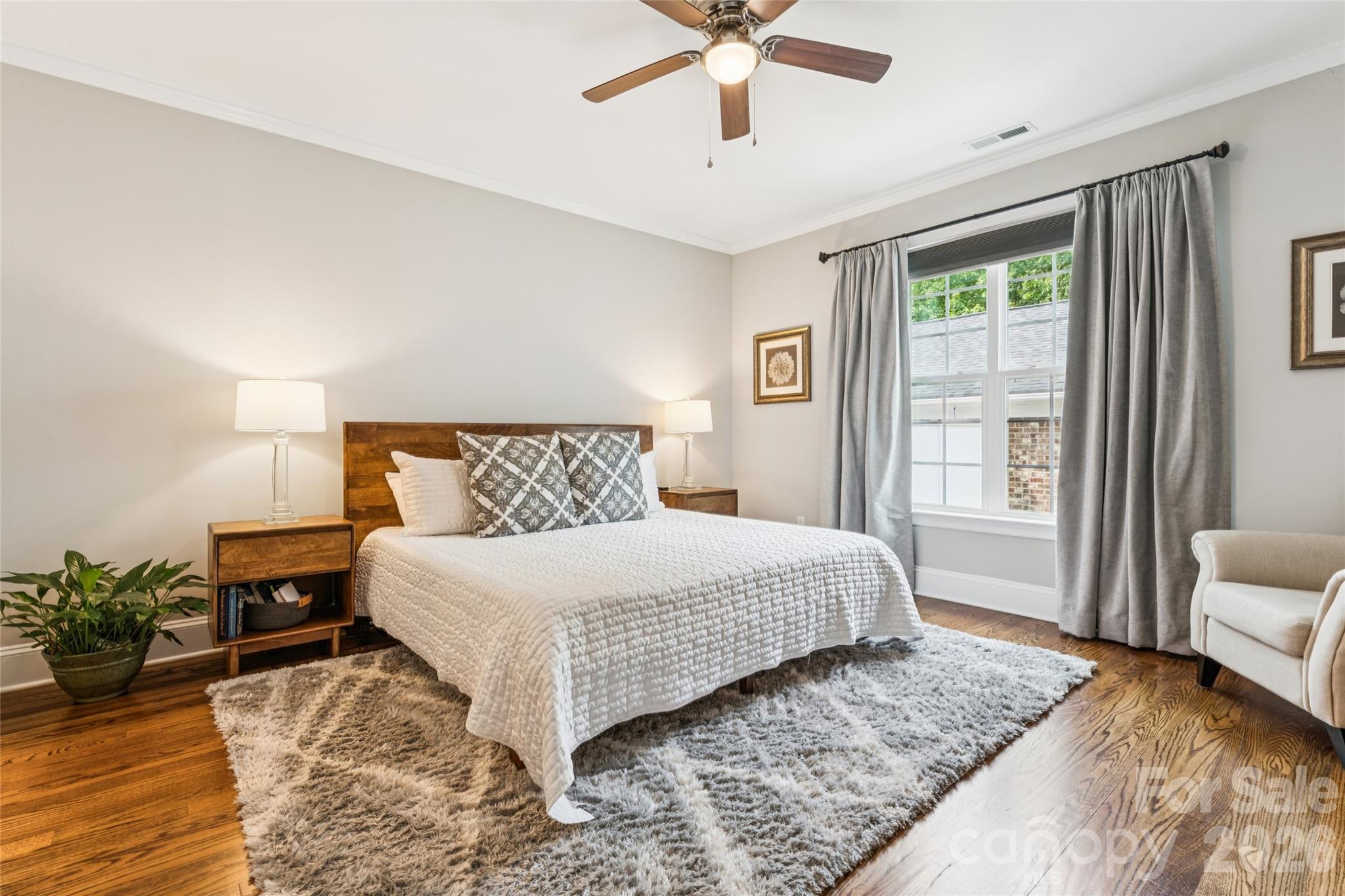 419 Beacon Street Property Photo 14