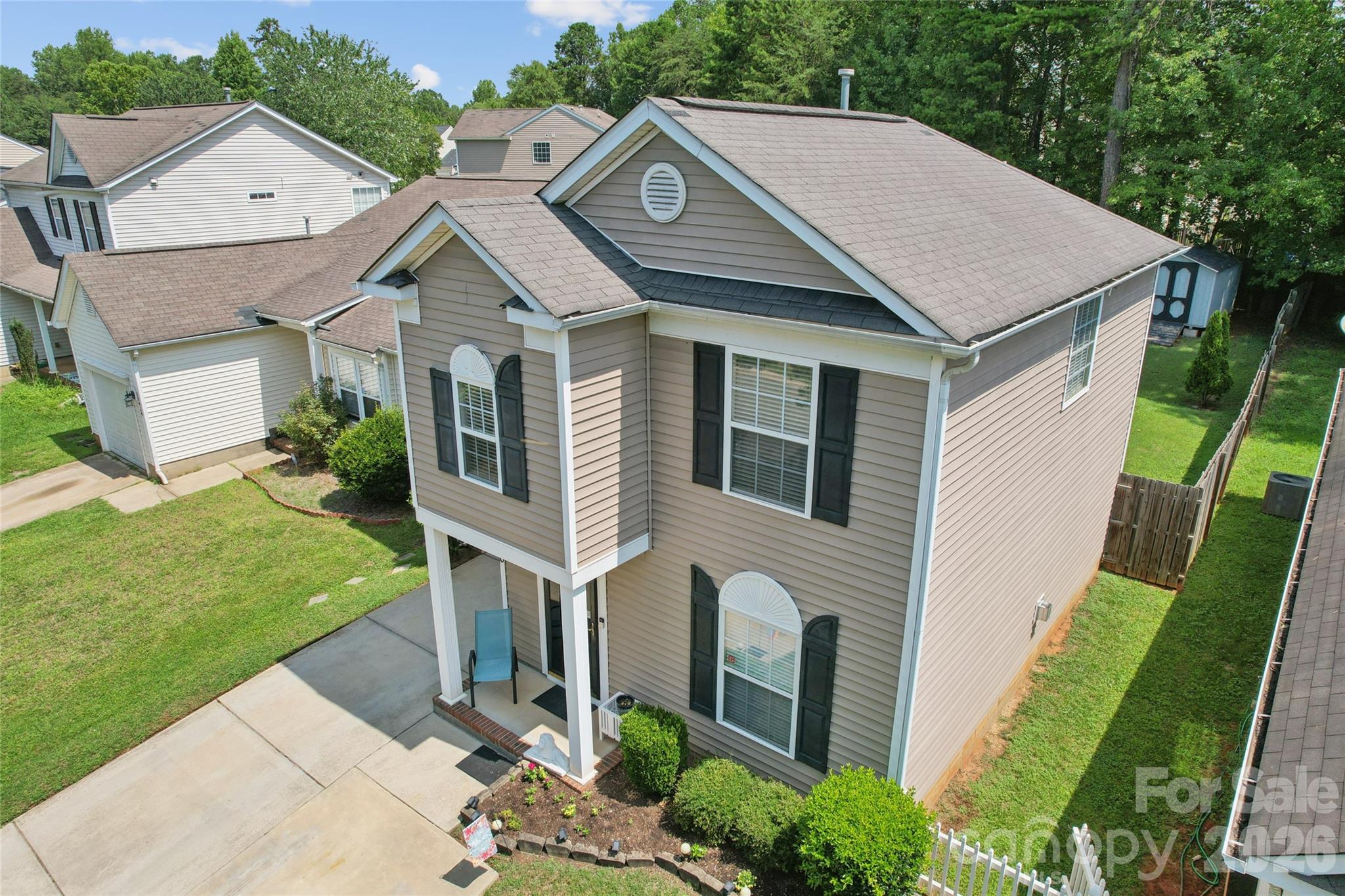 10420 Hugue Way Property Photo 2