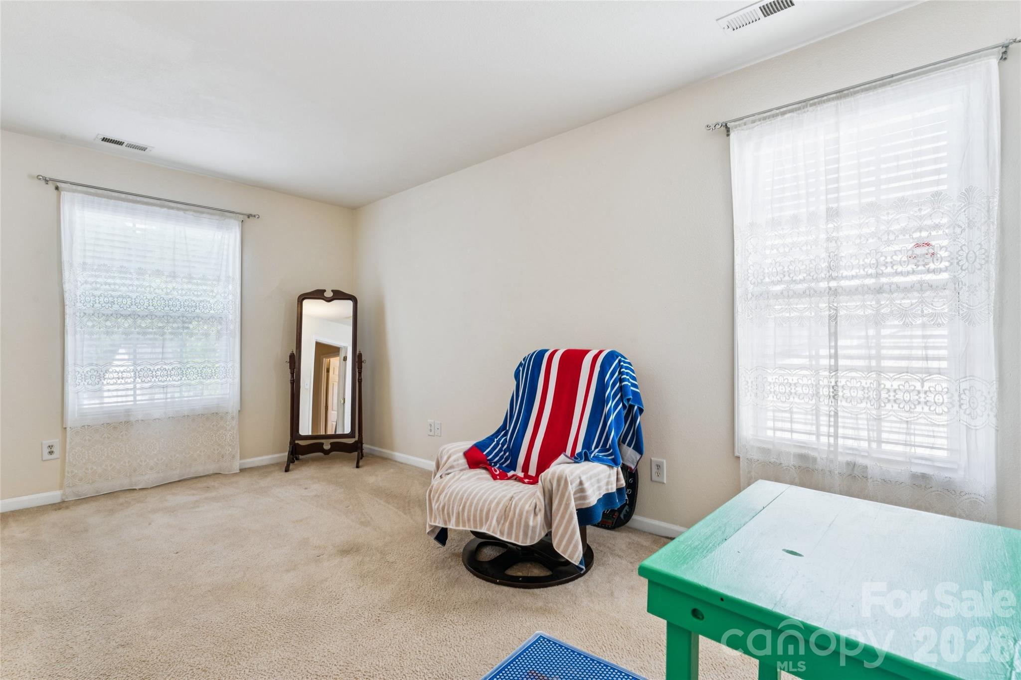 10420 Hugue Way Property Photo 10