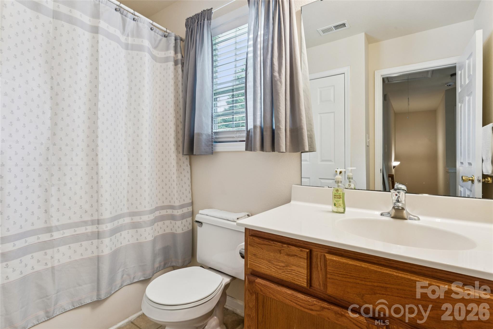 10420 Hugue Way Property Photo 11