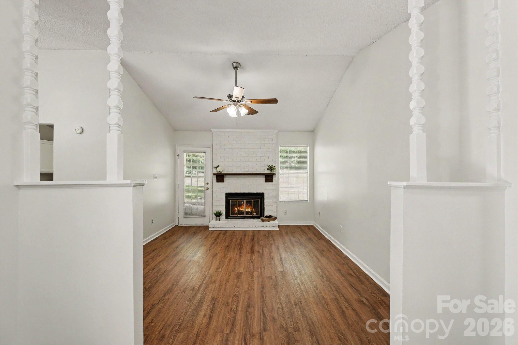 2208 Pinebrook Circle Property Photo 6