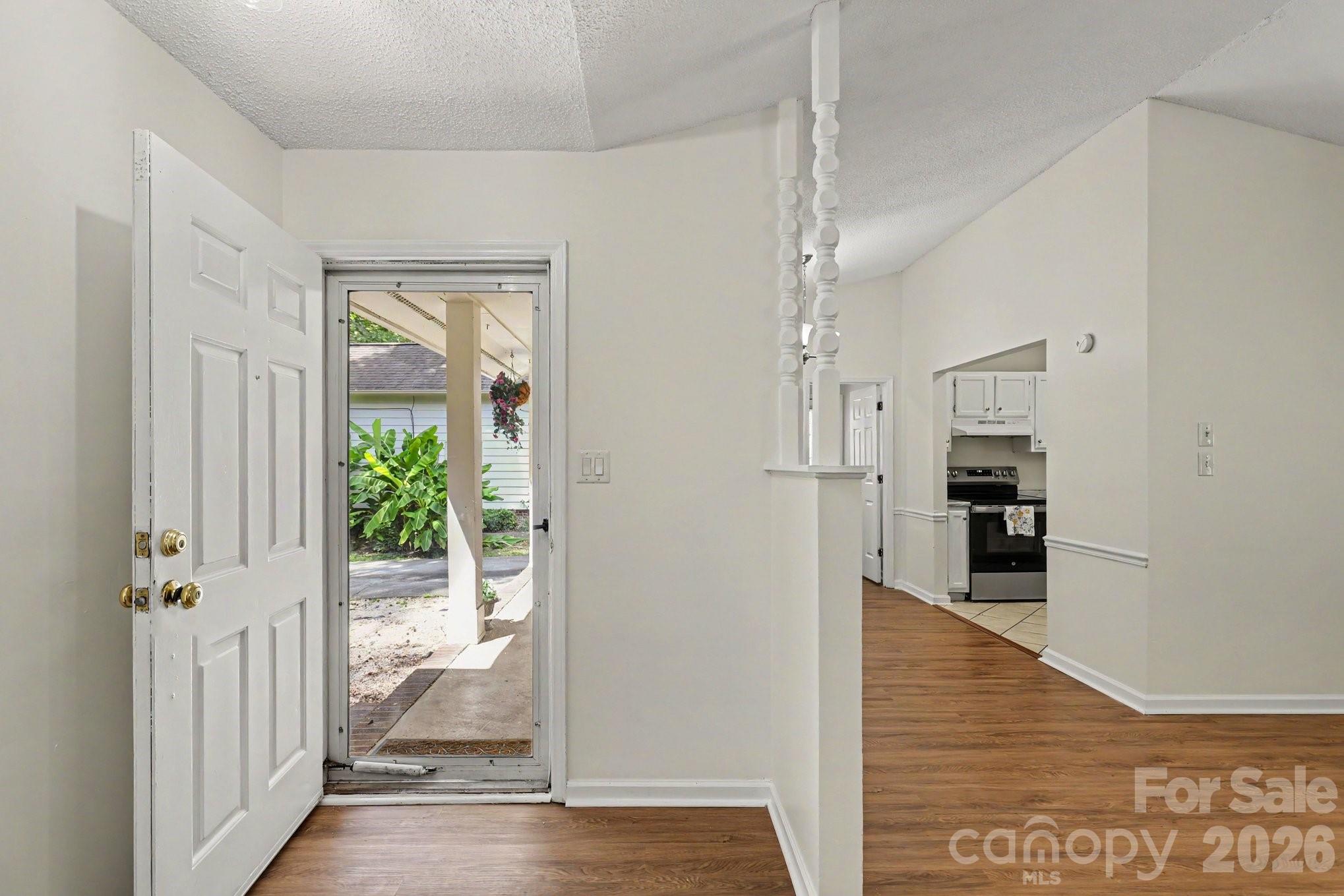 2208 Pinebrook Circle Property Photo 16