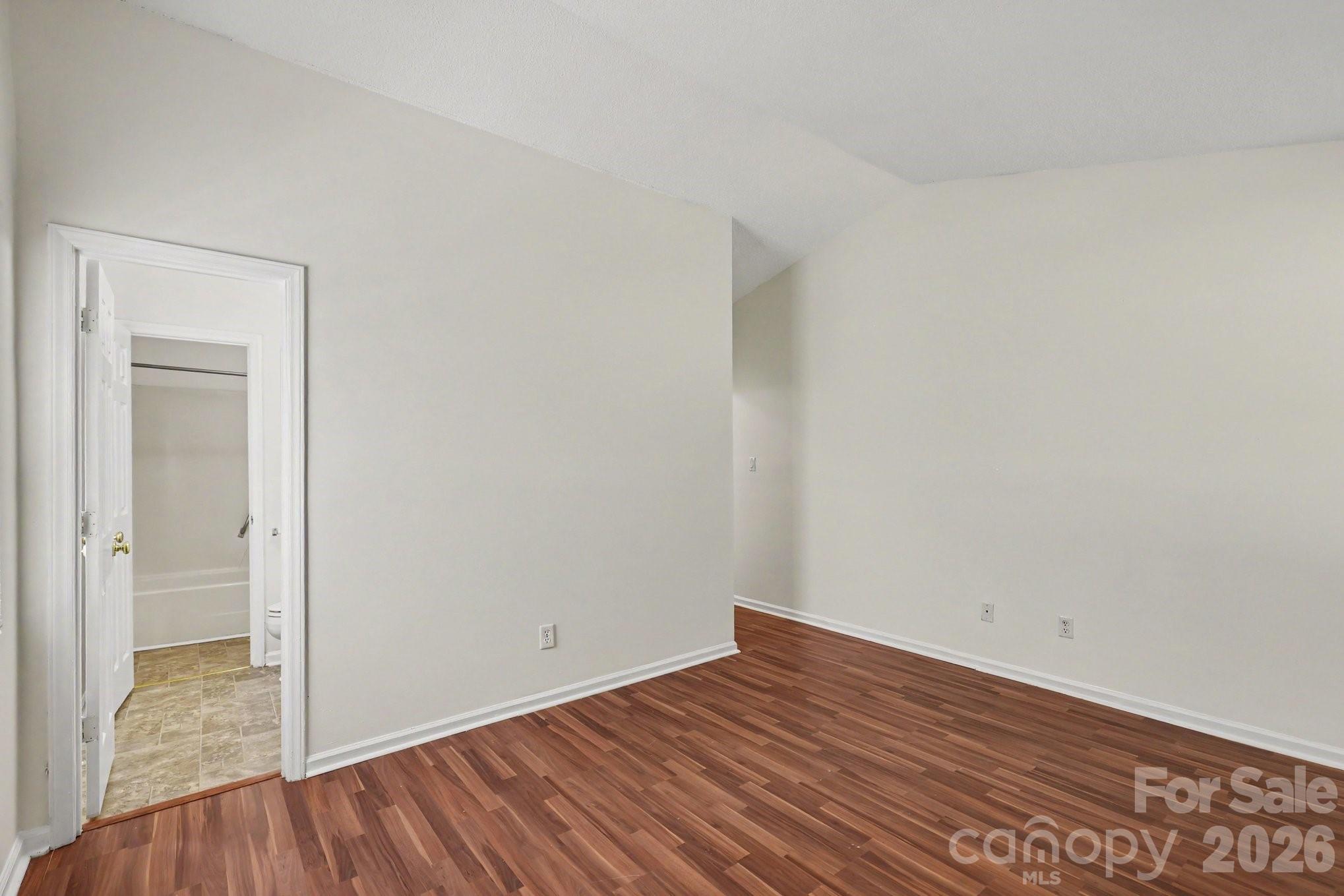 2208 Pinebrook Circle Property Photo 20