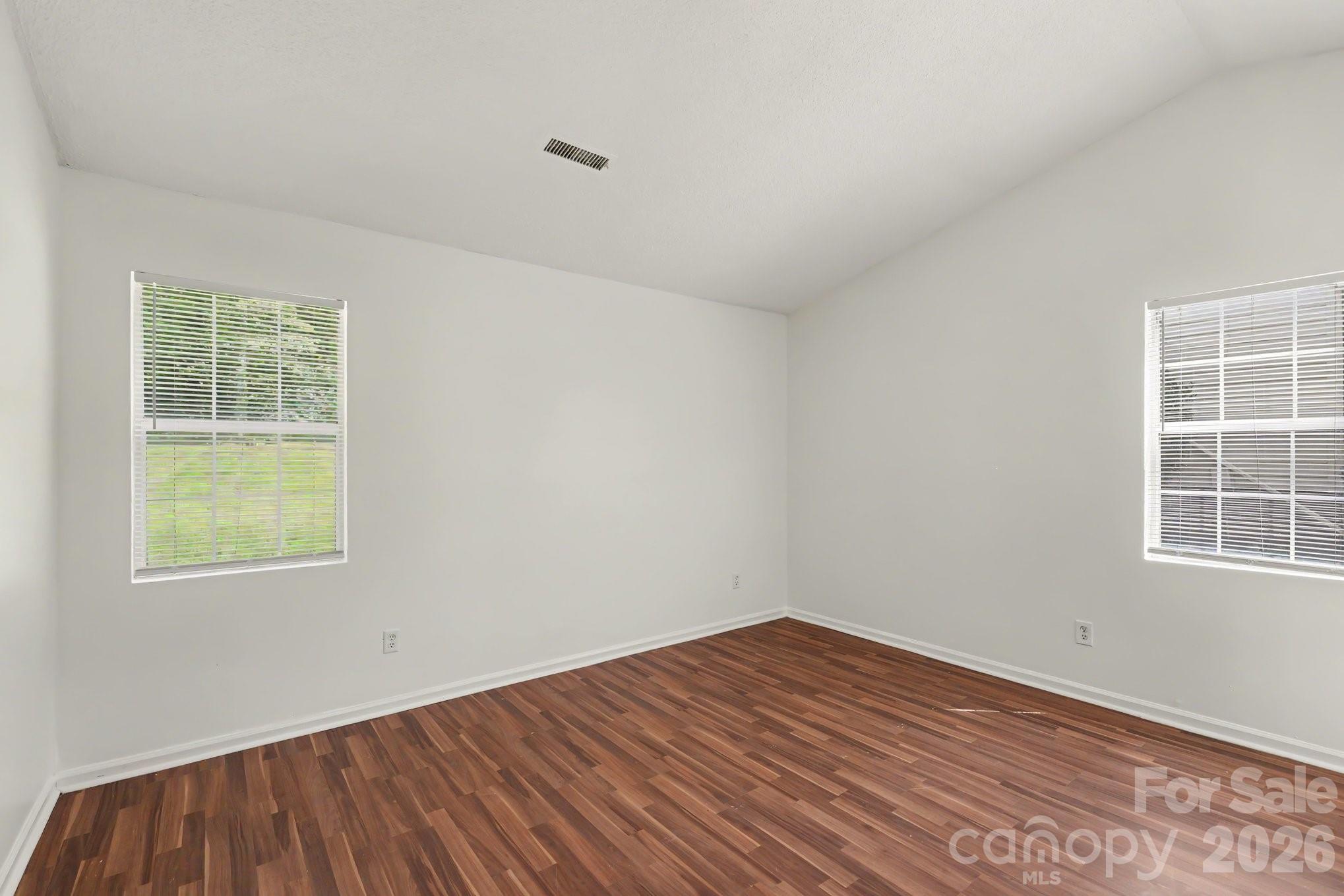 2208 Pinebrook Circle Property Photo 24