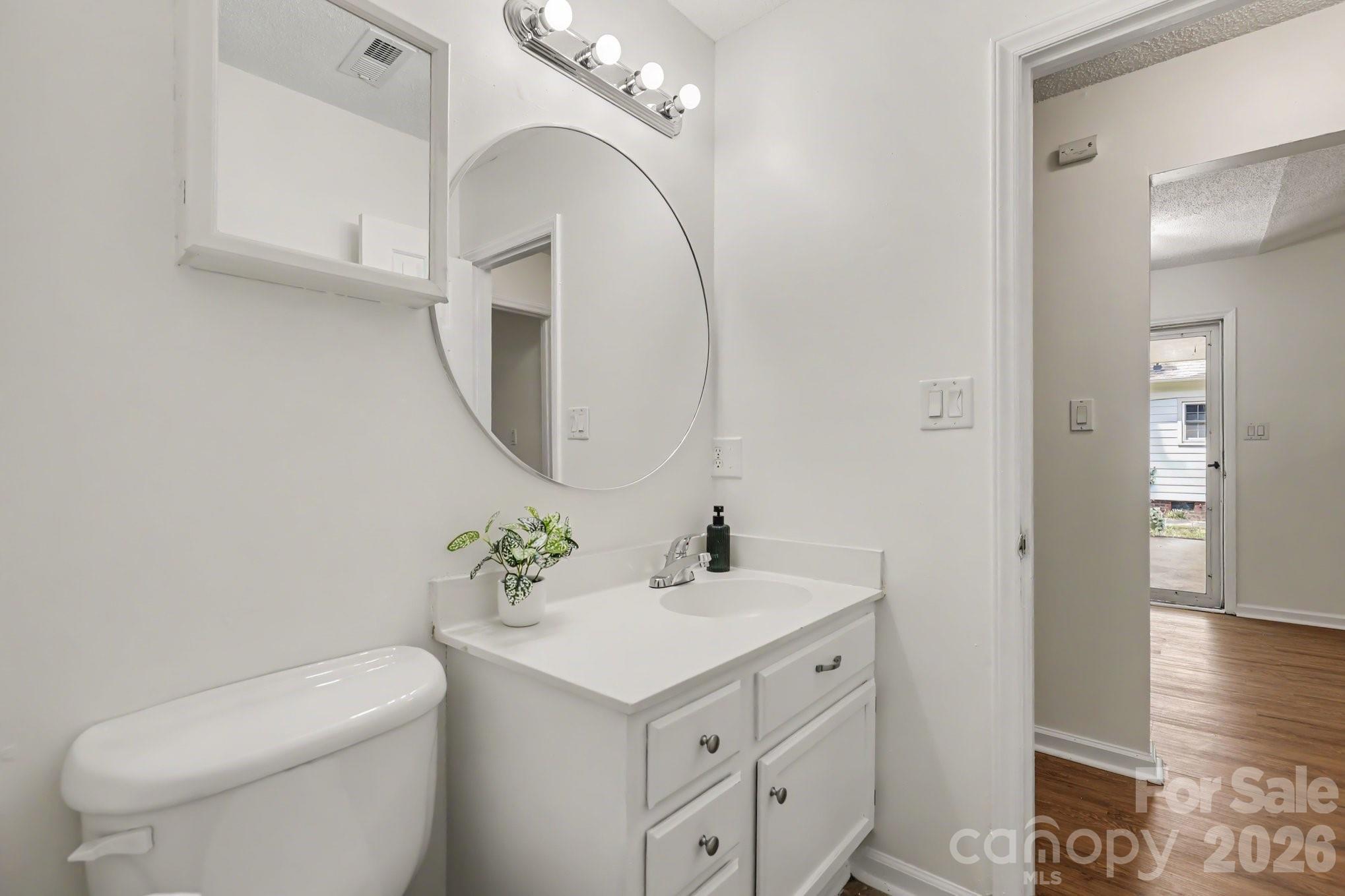 2208 Pinebrook Circle Property Photo 27