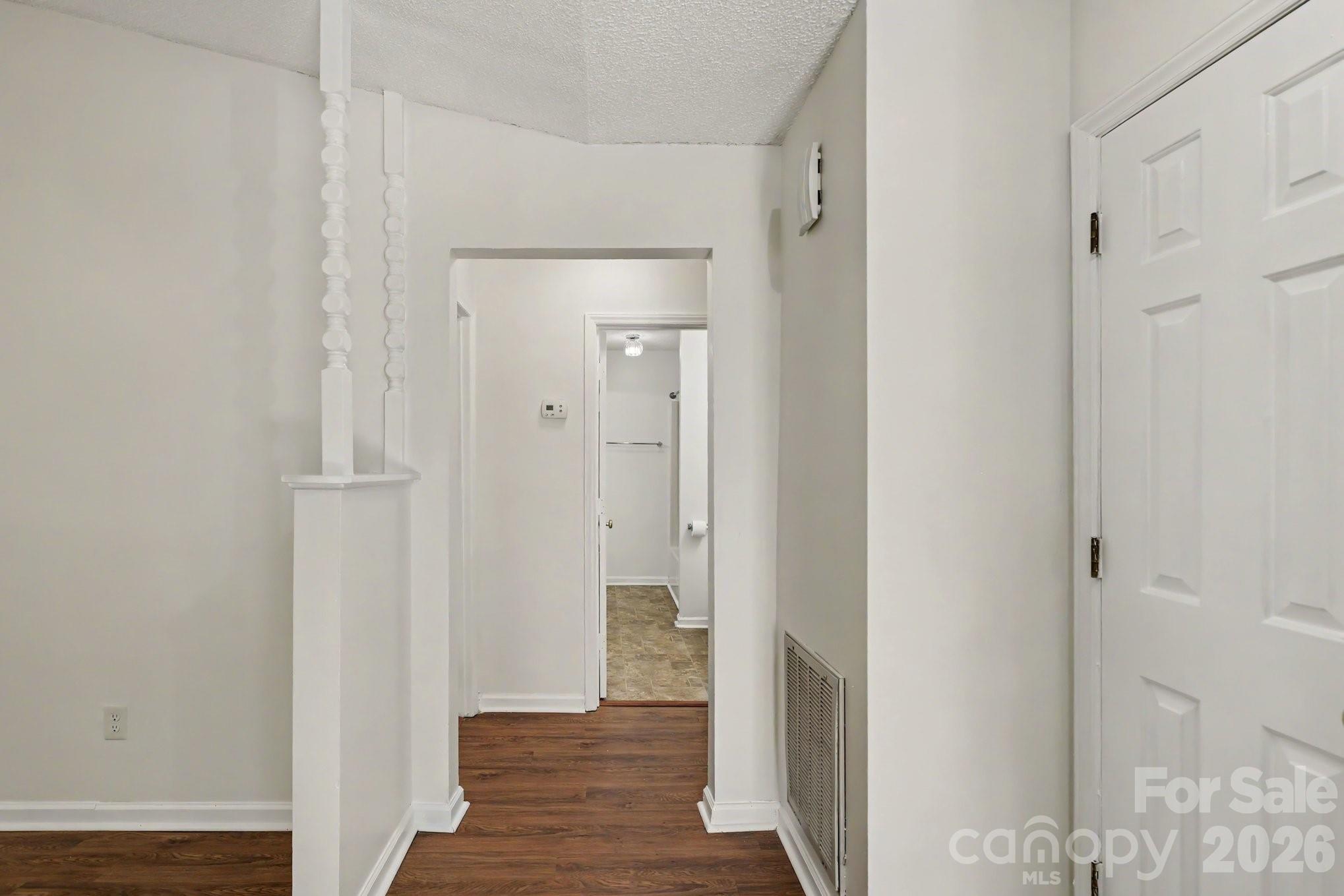 2208 Pinebrook Circle Property Photo 30