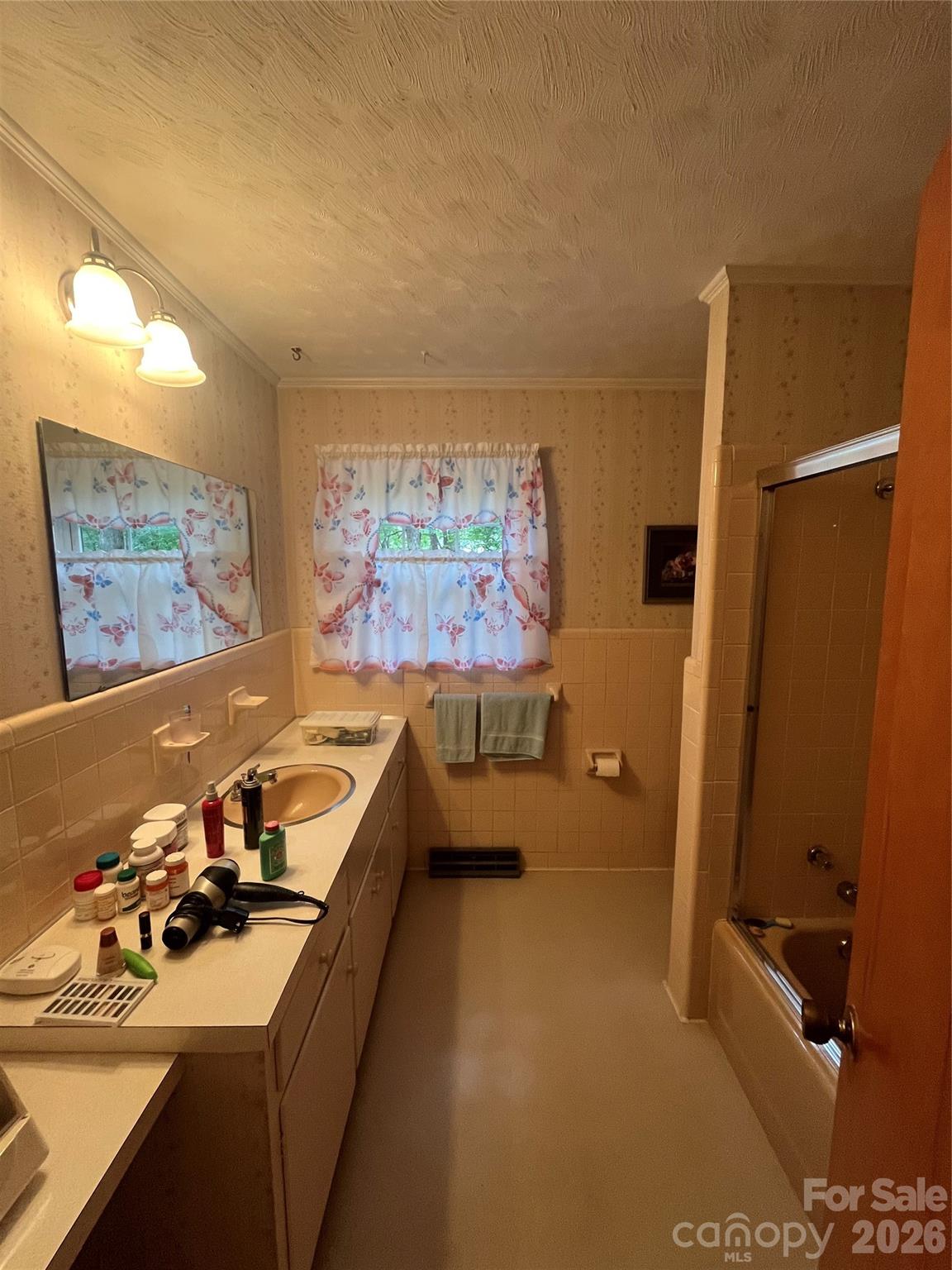 511 Crestview Drive Property Photo 29