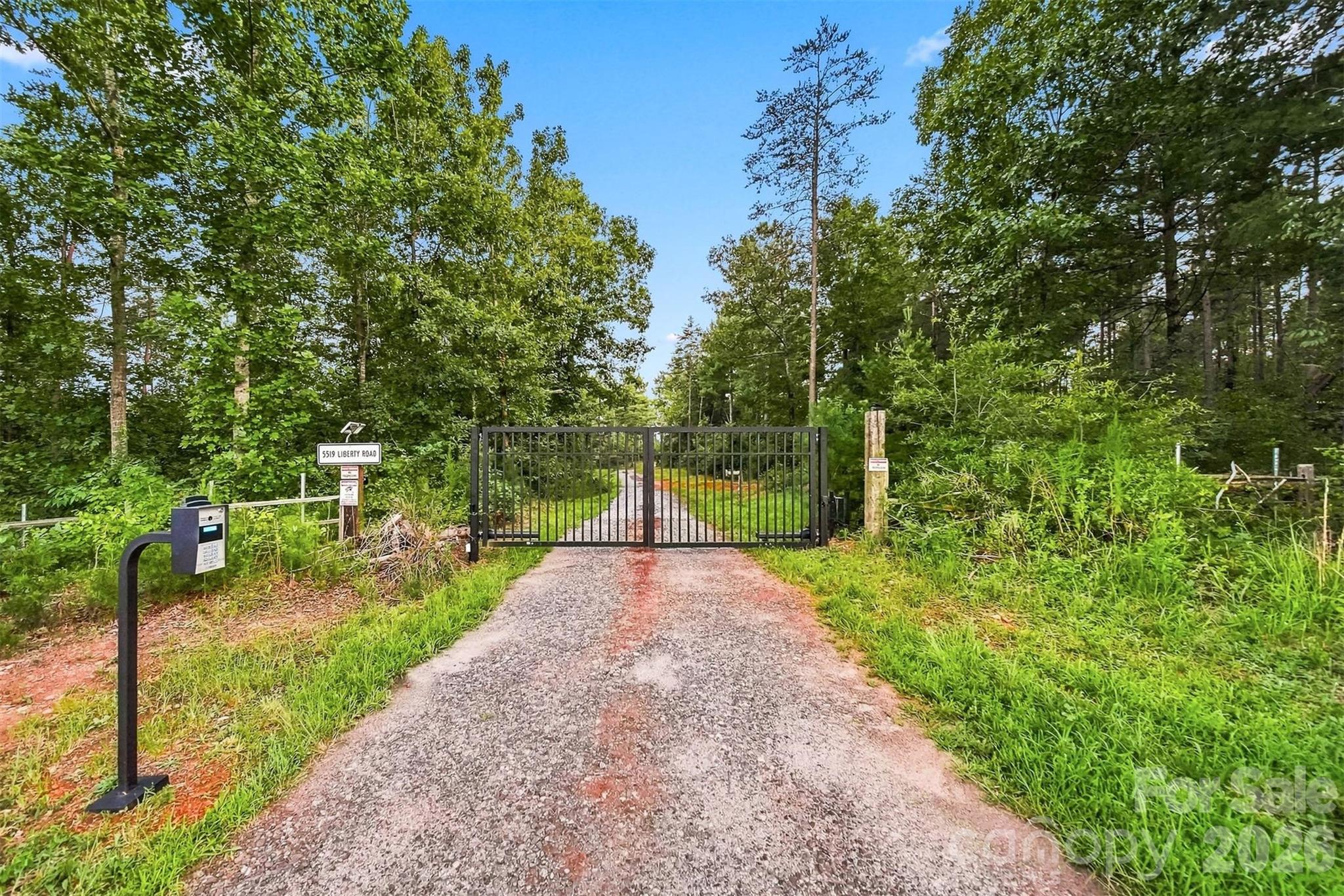 5519 Liberty Road Property Photo 7