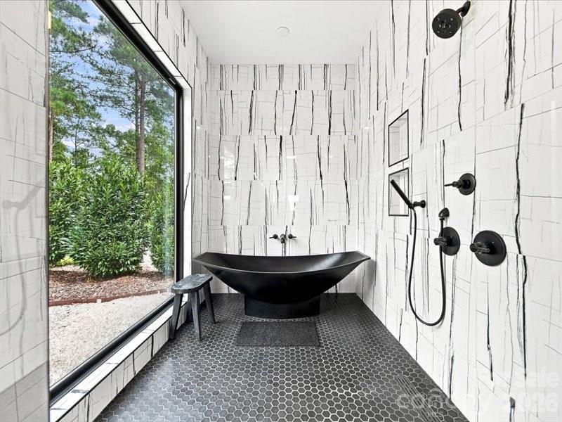 5519 Liberty Road Property Photo 22