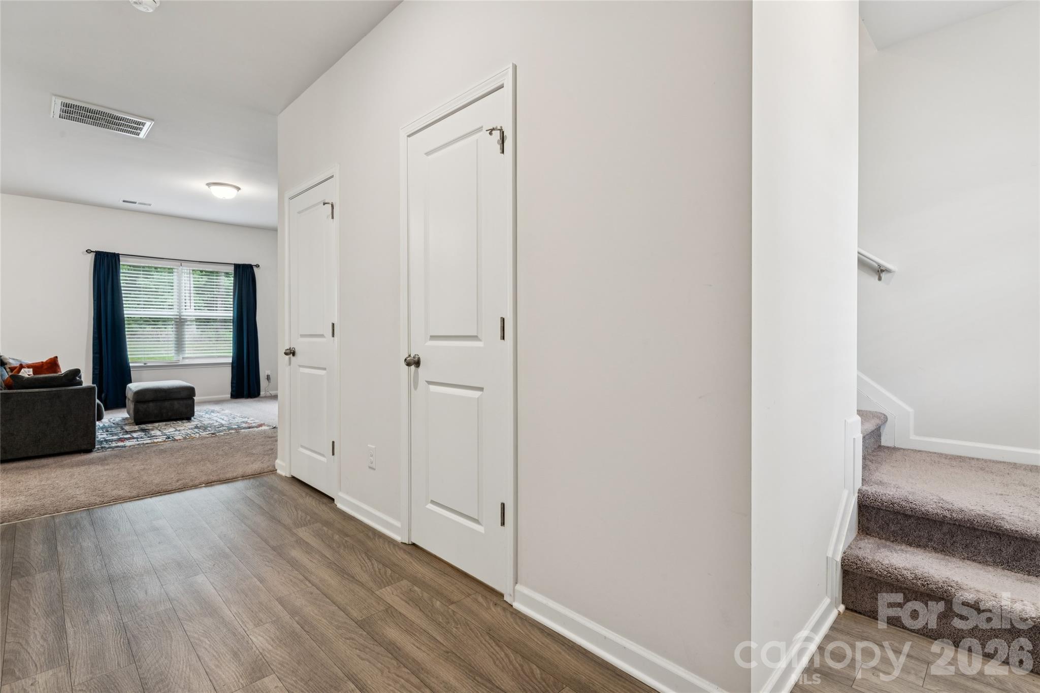 6100 Gala Lane Property Photo 6