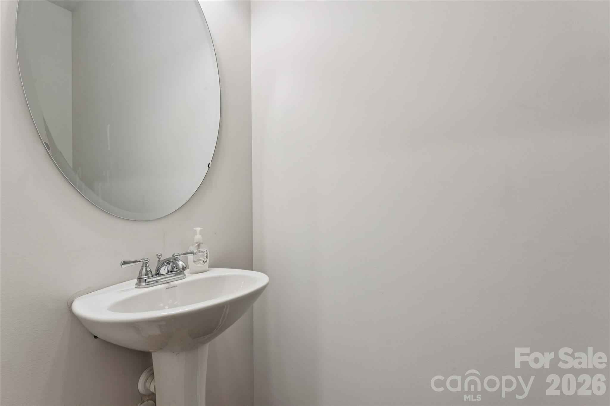6100 Gala Lane Property Photo 7