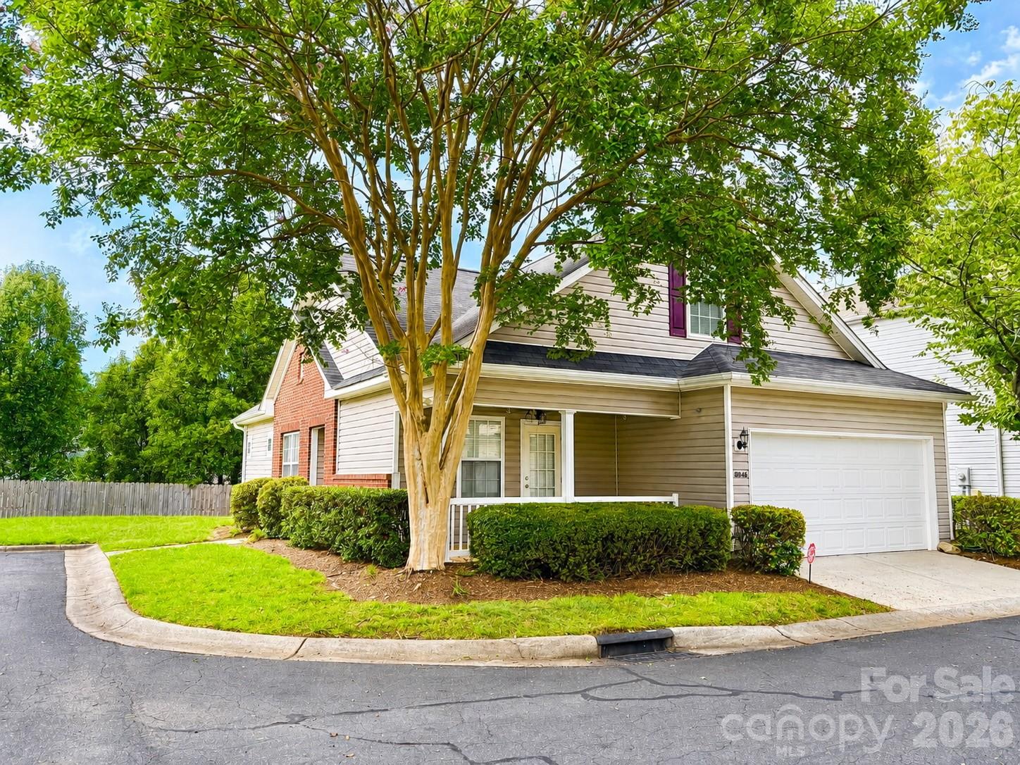 8946 Meadowmont View Drive Property Photo 1