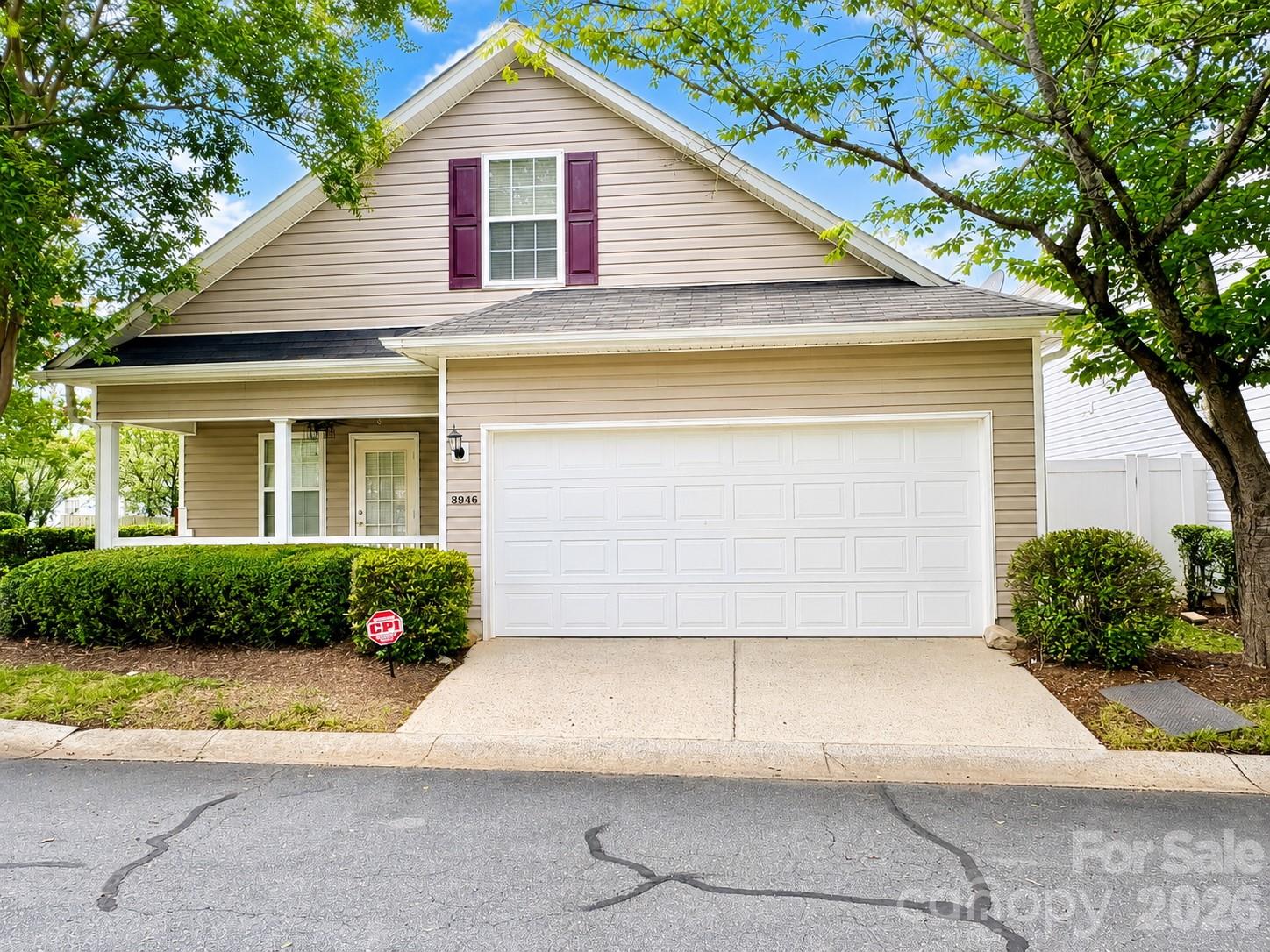 8946 Meadowmont View Drive Property Photo 5