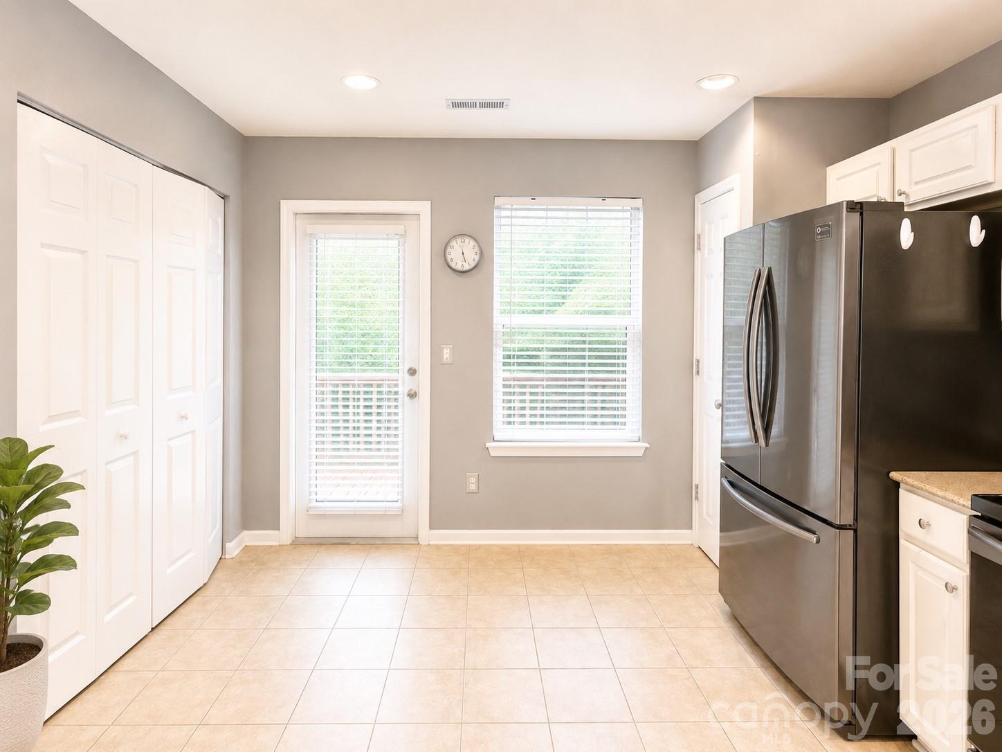 8946 Meadowmont View Drive Property Photo 14