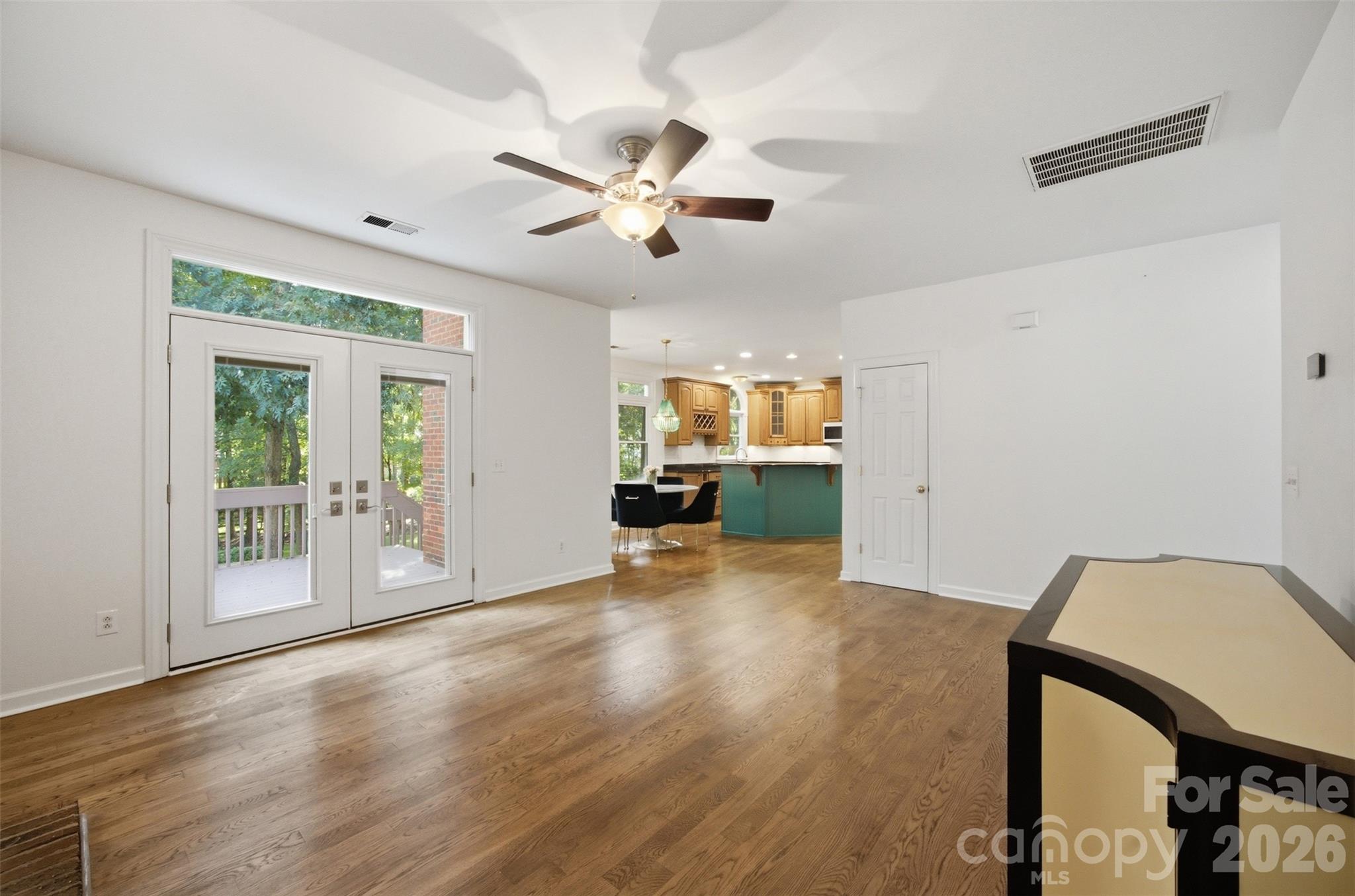 8701 Houston Ridge Road Property Photo 18