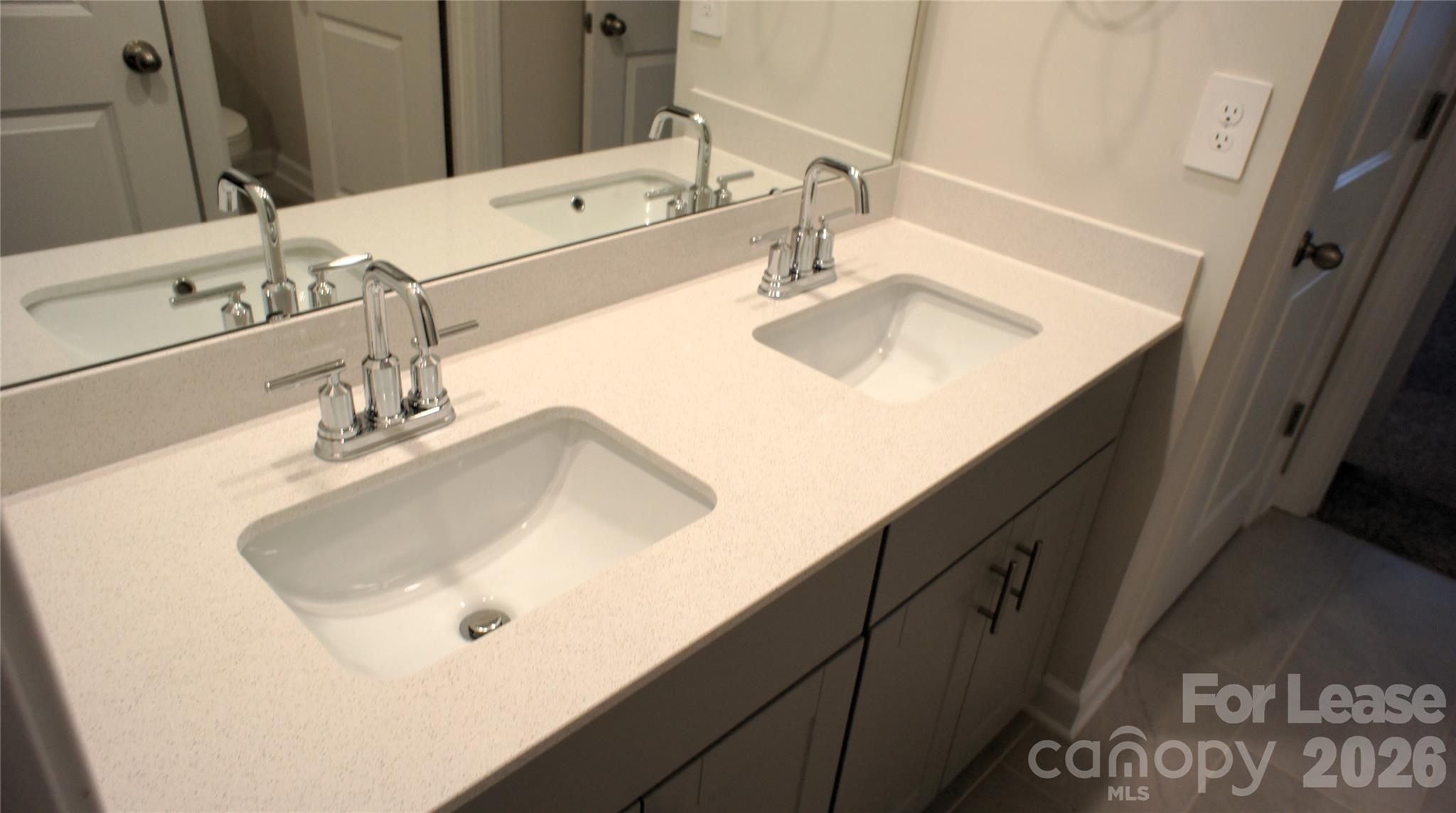 344 Cedar Knoll Circle Property Photo 18