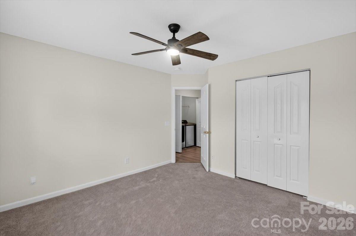 8100 Laurel Run Drive Property Photo 16