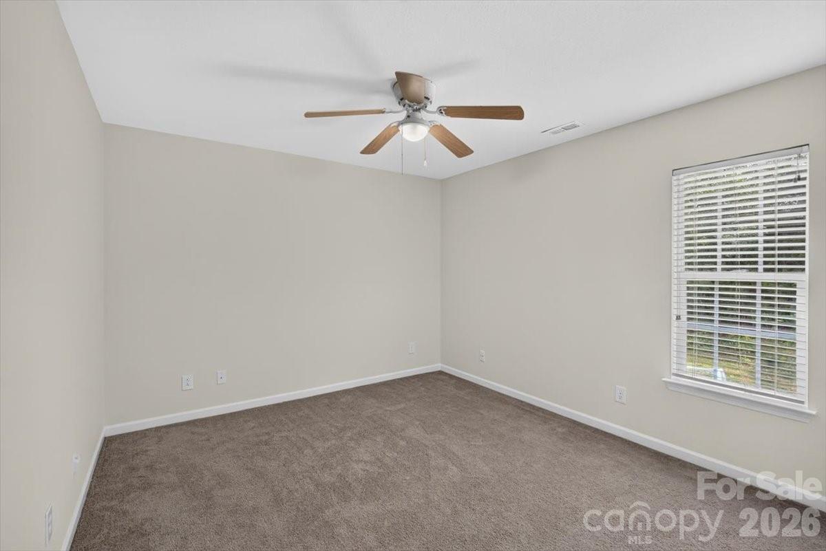 8100 Laurel Run Drive Property Photo 19