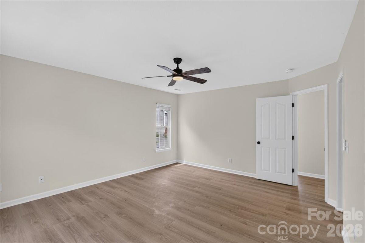 8100 Laurel Run Drive Property Photo 23