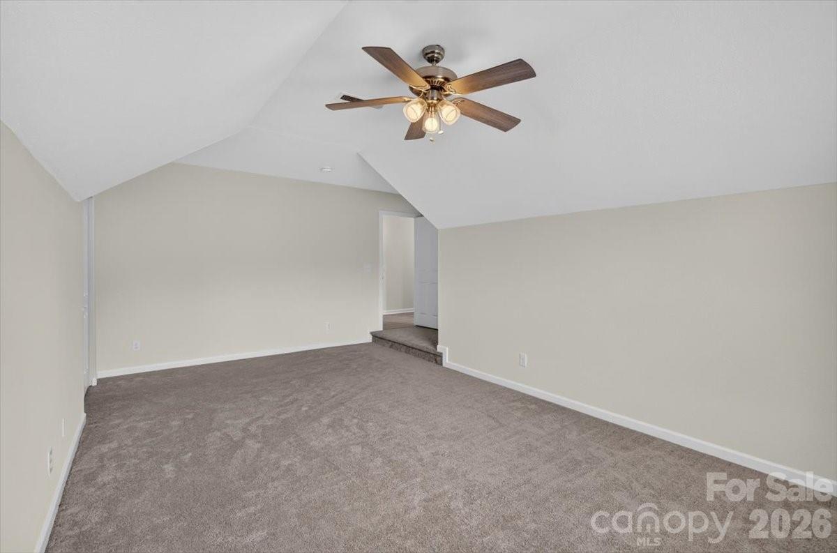 8100 Laurel Run Drive Property Photo 30