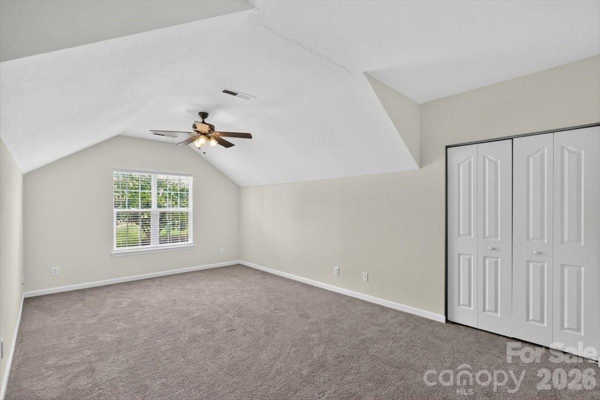 8100 Laurel Run Drive Property Photo 31