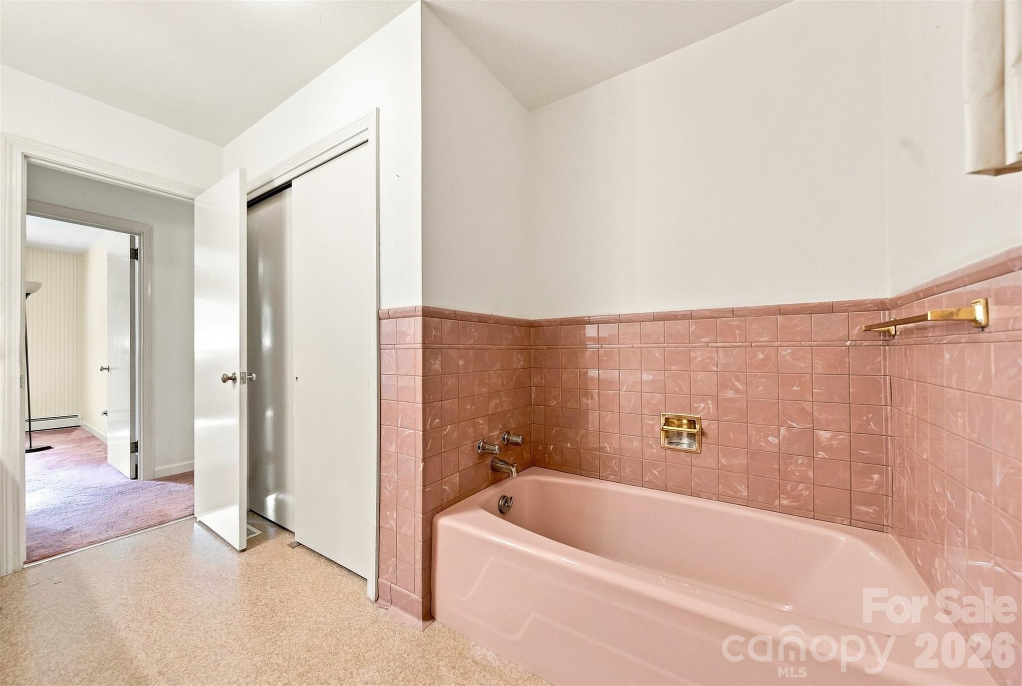 434 Mountain View Drive Property Photo 19