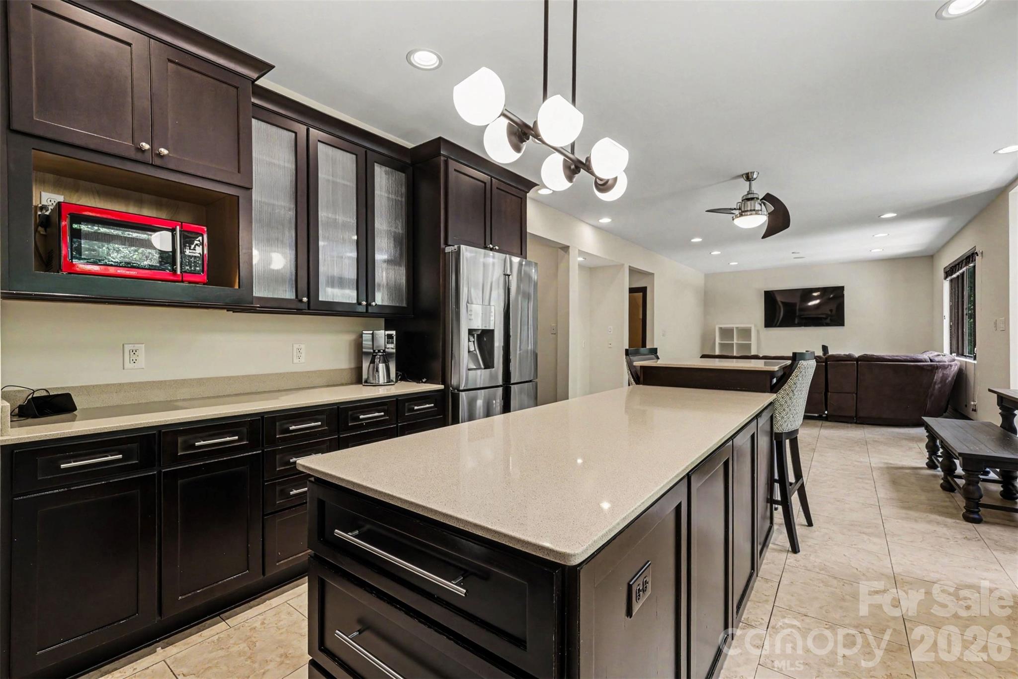 4824 Pimlico Lane Property Photo 7
