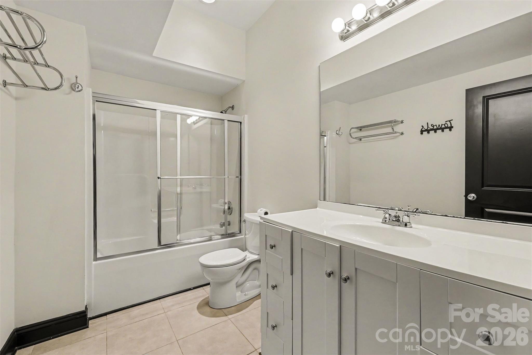 4824 Pimlico Lane Property Photo 23