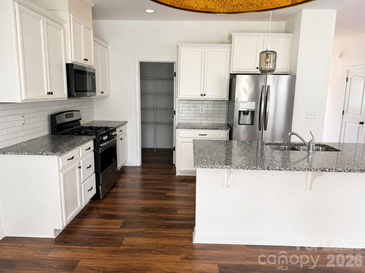 14122 Magnolia Walk Drive Property Photo 9
