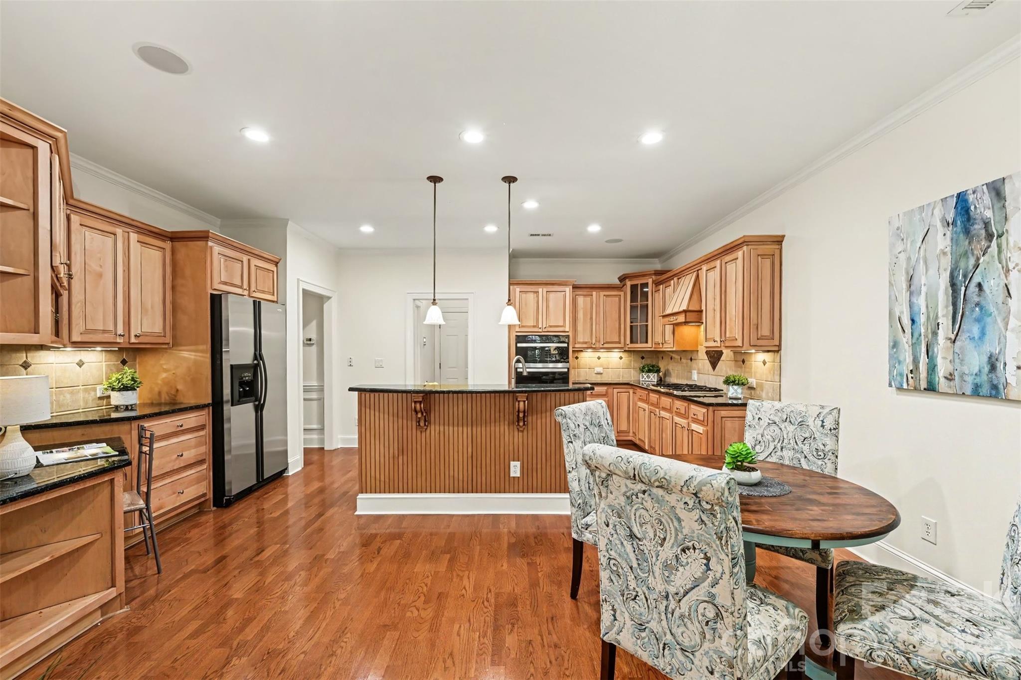 7526 Bluestar Lane Property Photo 11