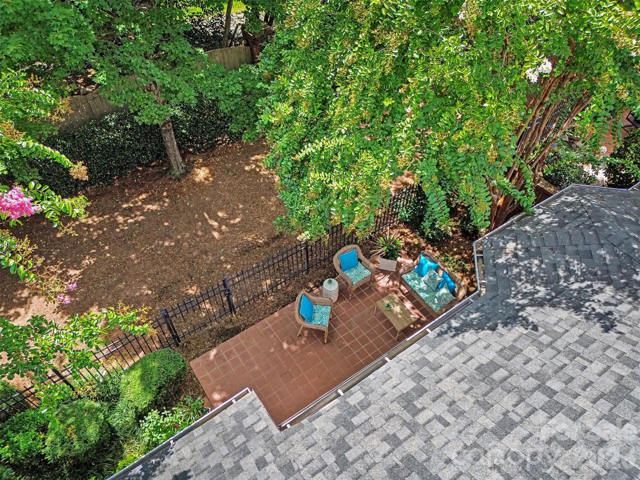 7526 Bluestar Lane Property Photo 44