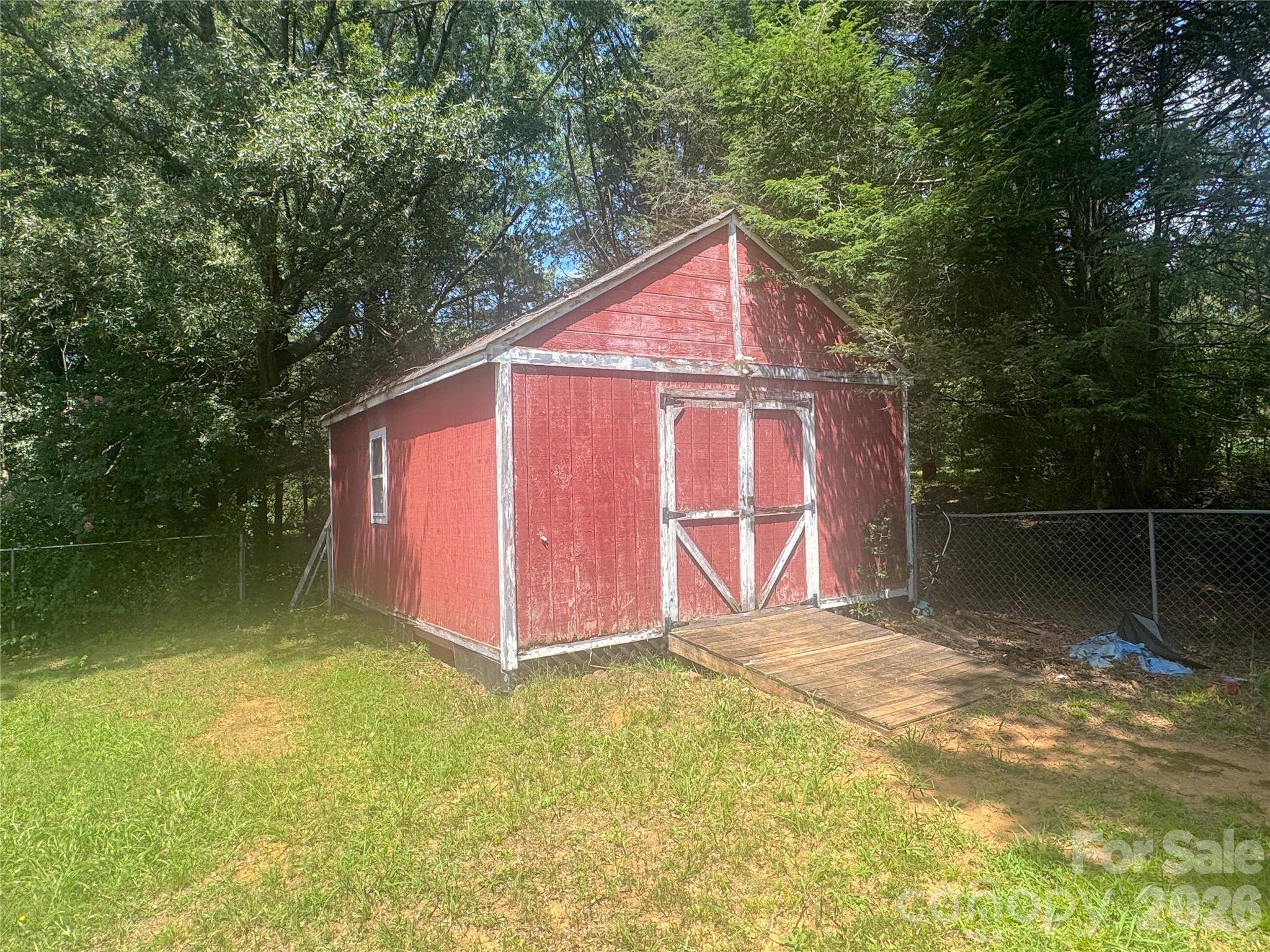 2175 Triplett Road Property Photo 6