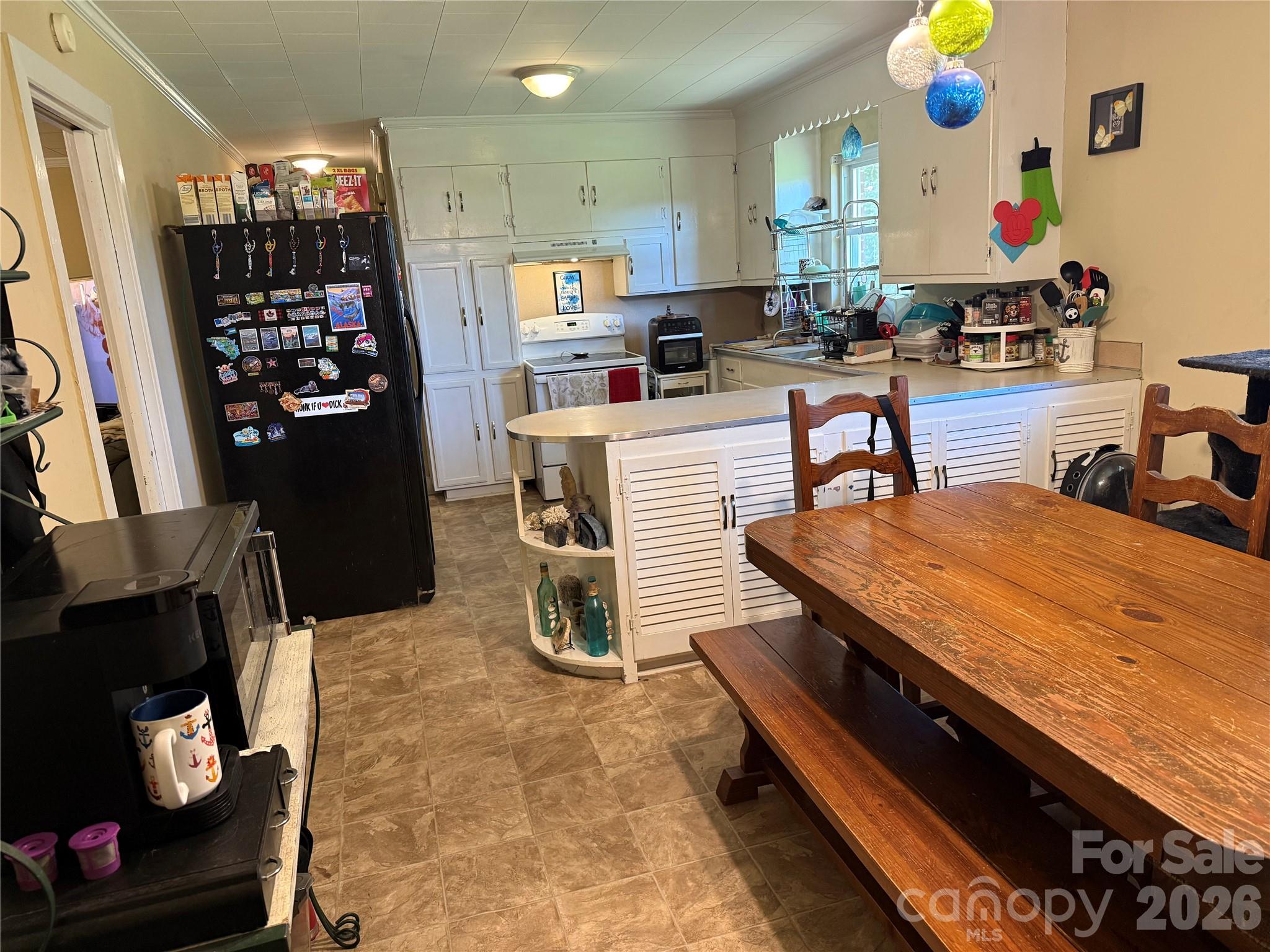 2175 Triplett Road Property Photo 9
