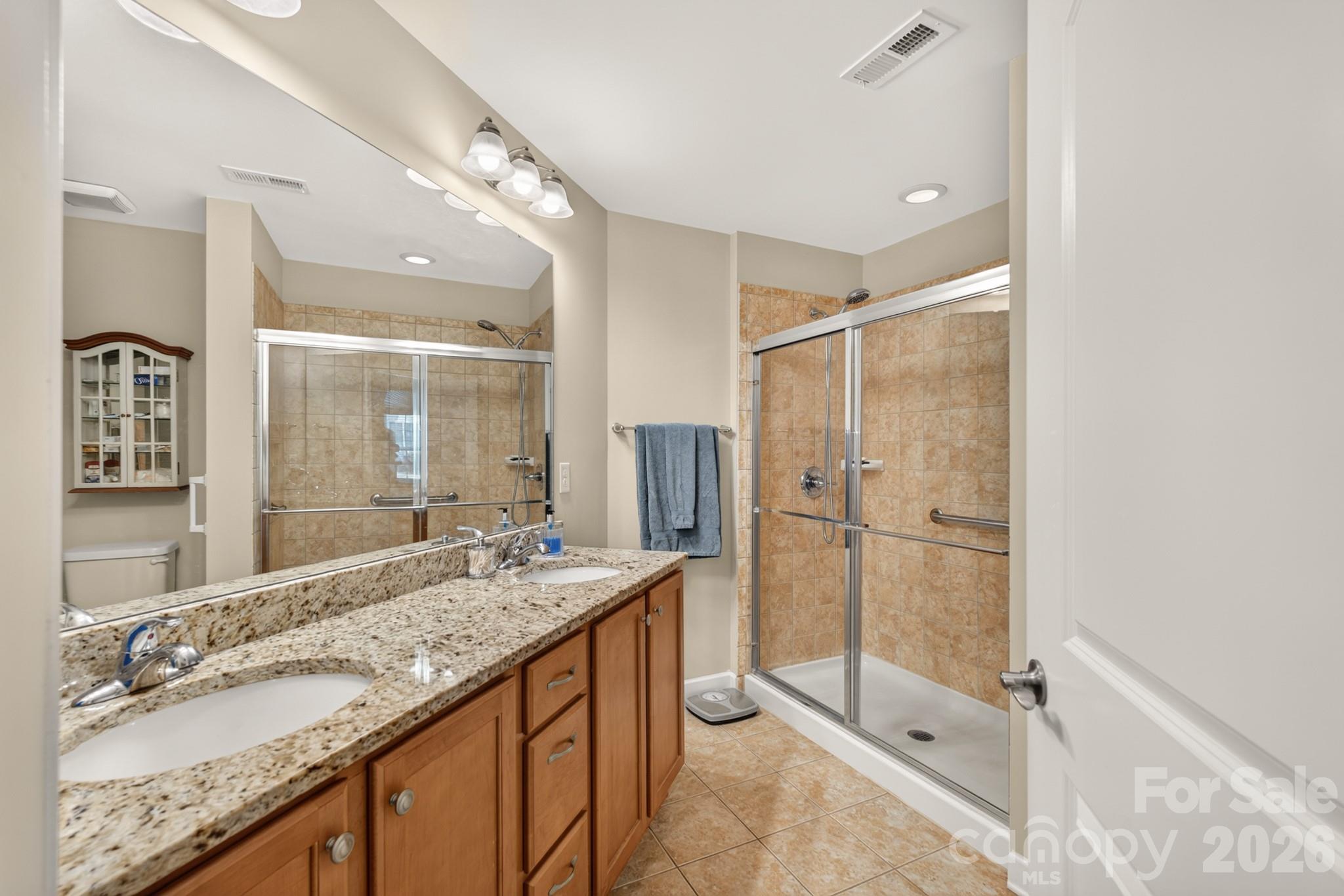 128 Lone Oak Circle Property Photo 25