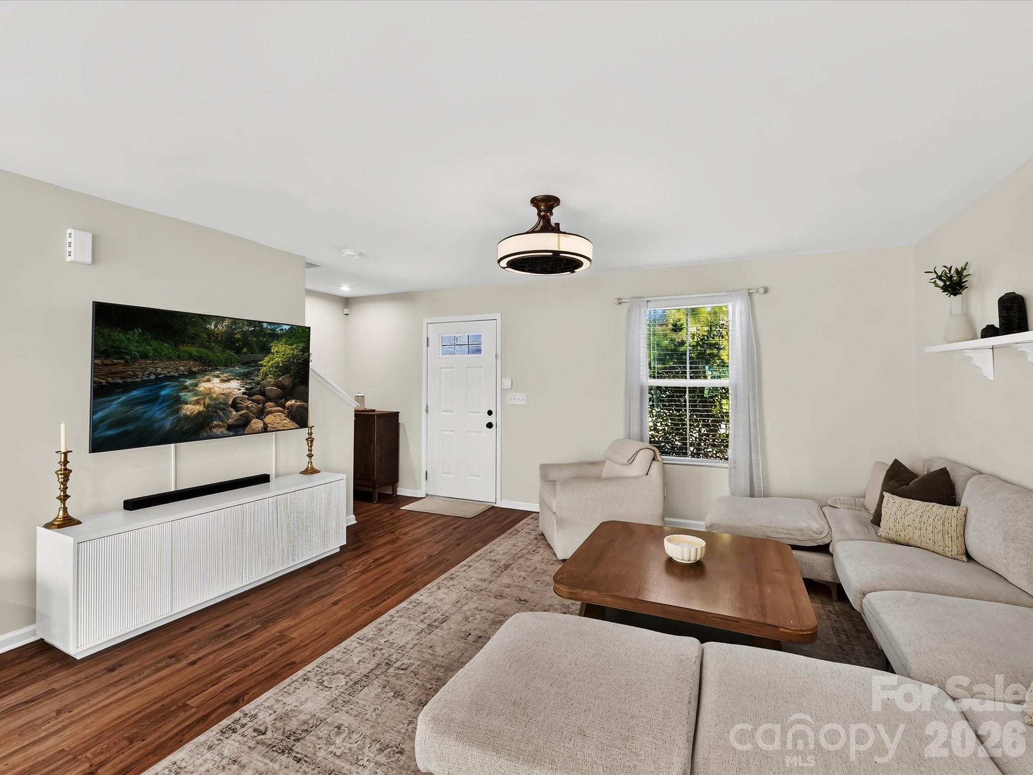 6911 Marissa Lane Property Photo 2