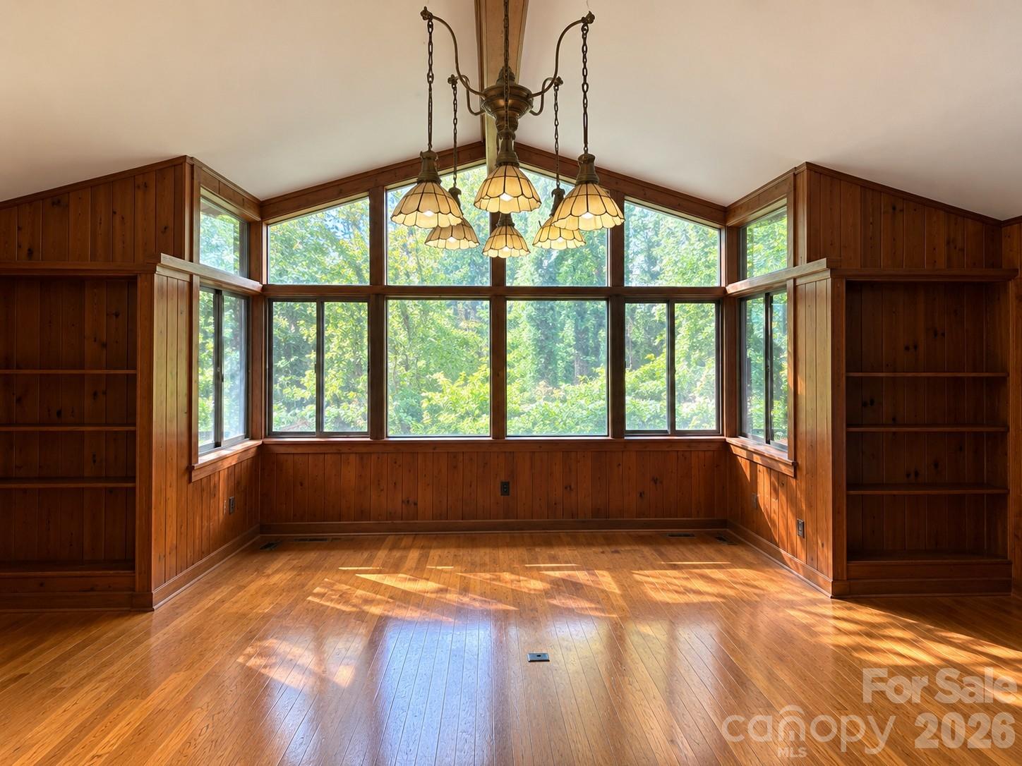 103 Brookwood Drive Property Photo 7