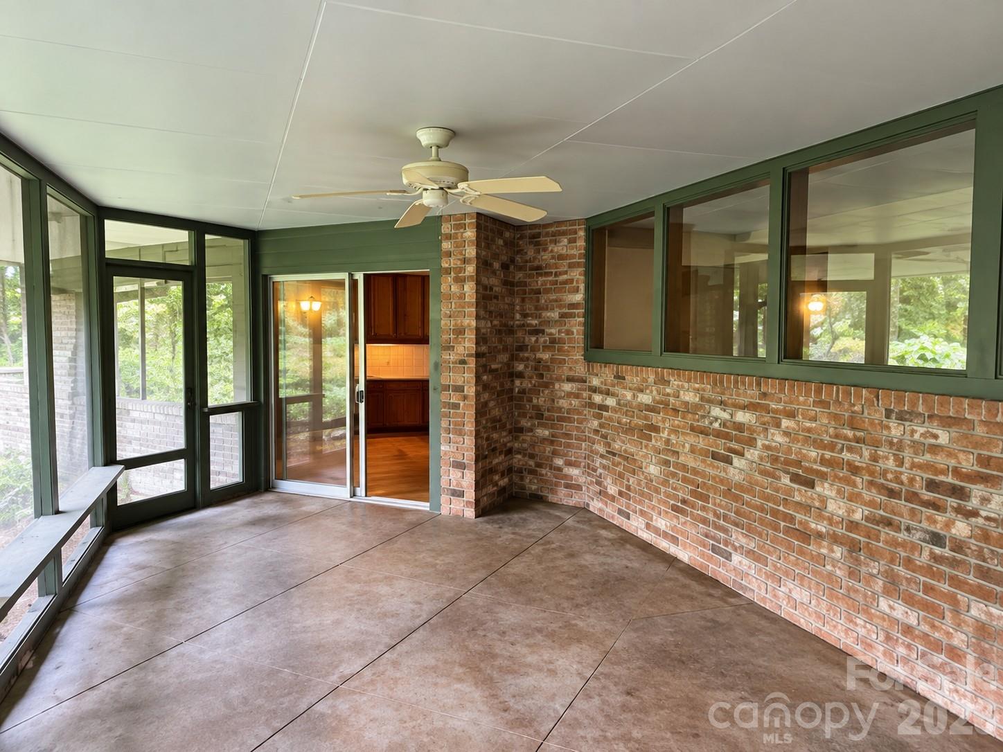 103 Brookwood Drive Property Photo 10