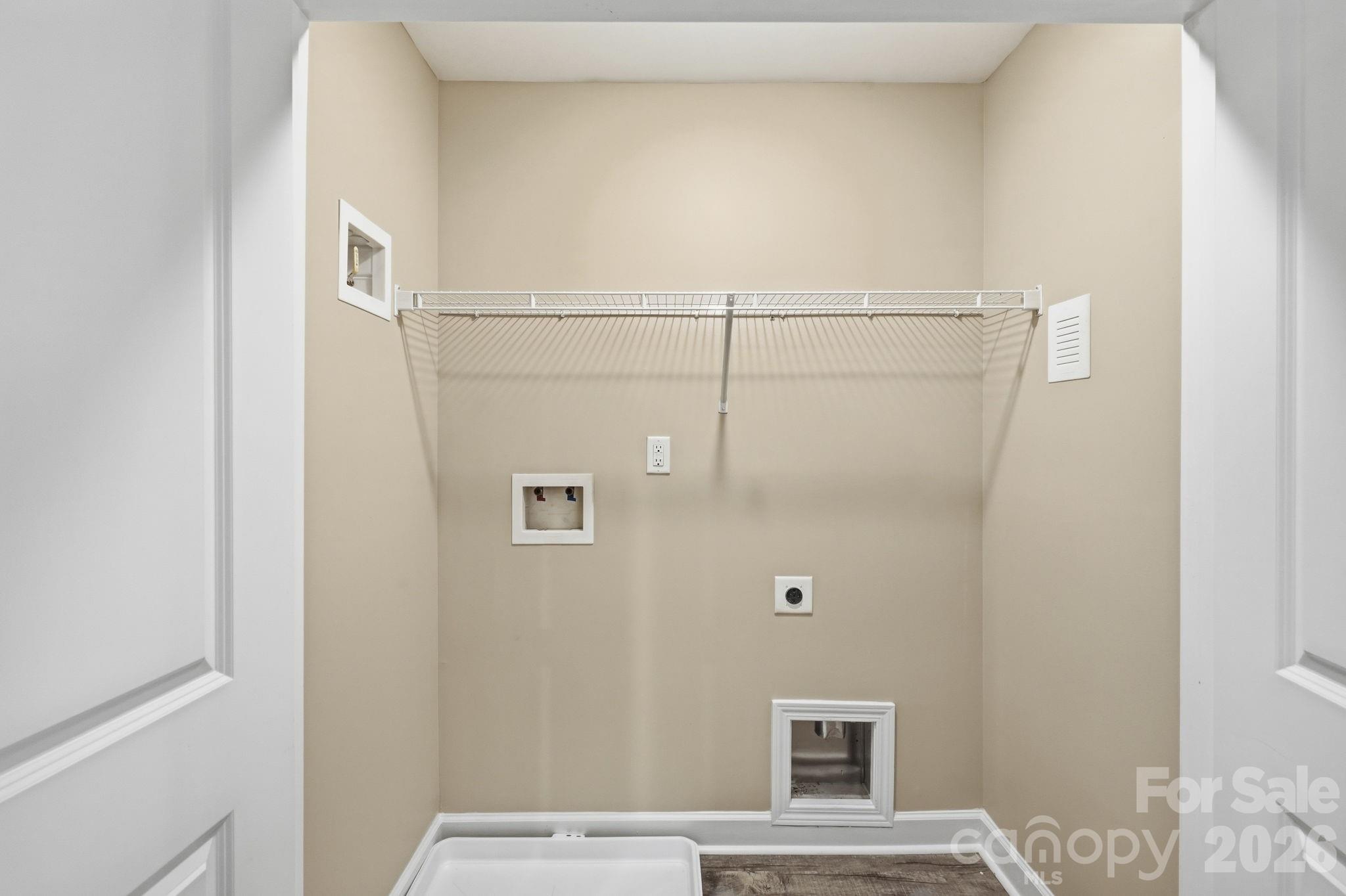 155 Mckinnon Avenue Property Photo 20