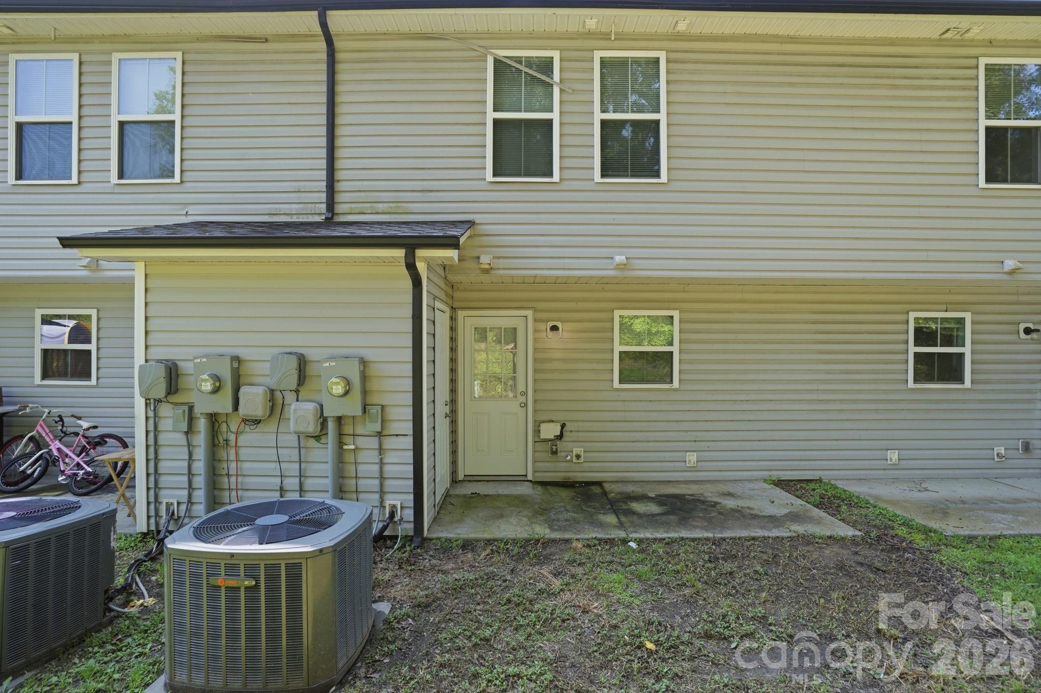 155 Mckinnon Avenue Property Photo 23