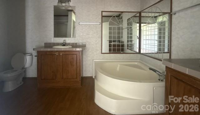 311 W Timberland Drive Property Photo 7