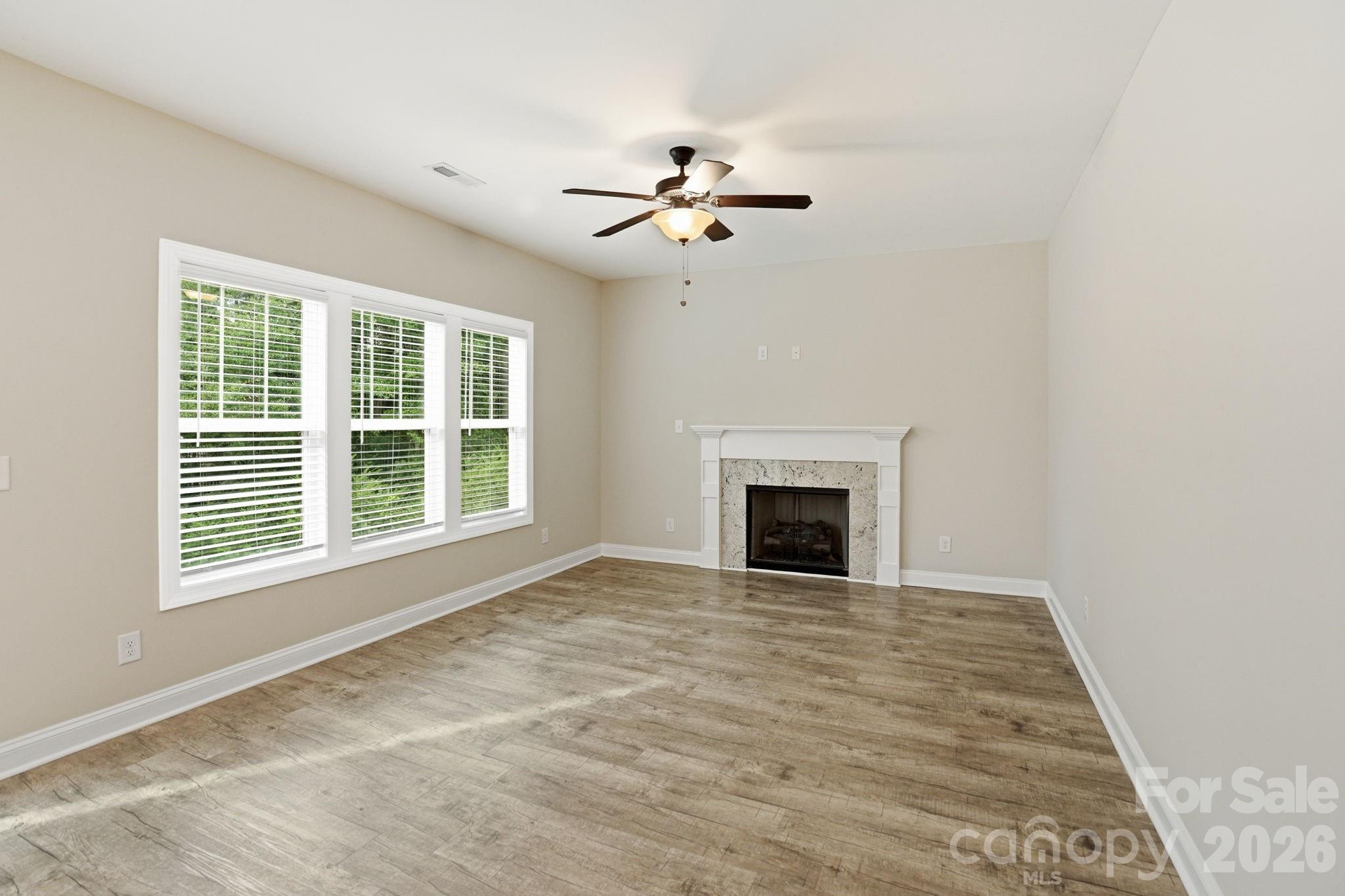 235 Brook Avenue Property Photo 9