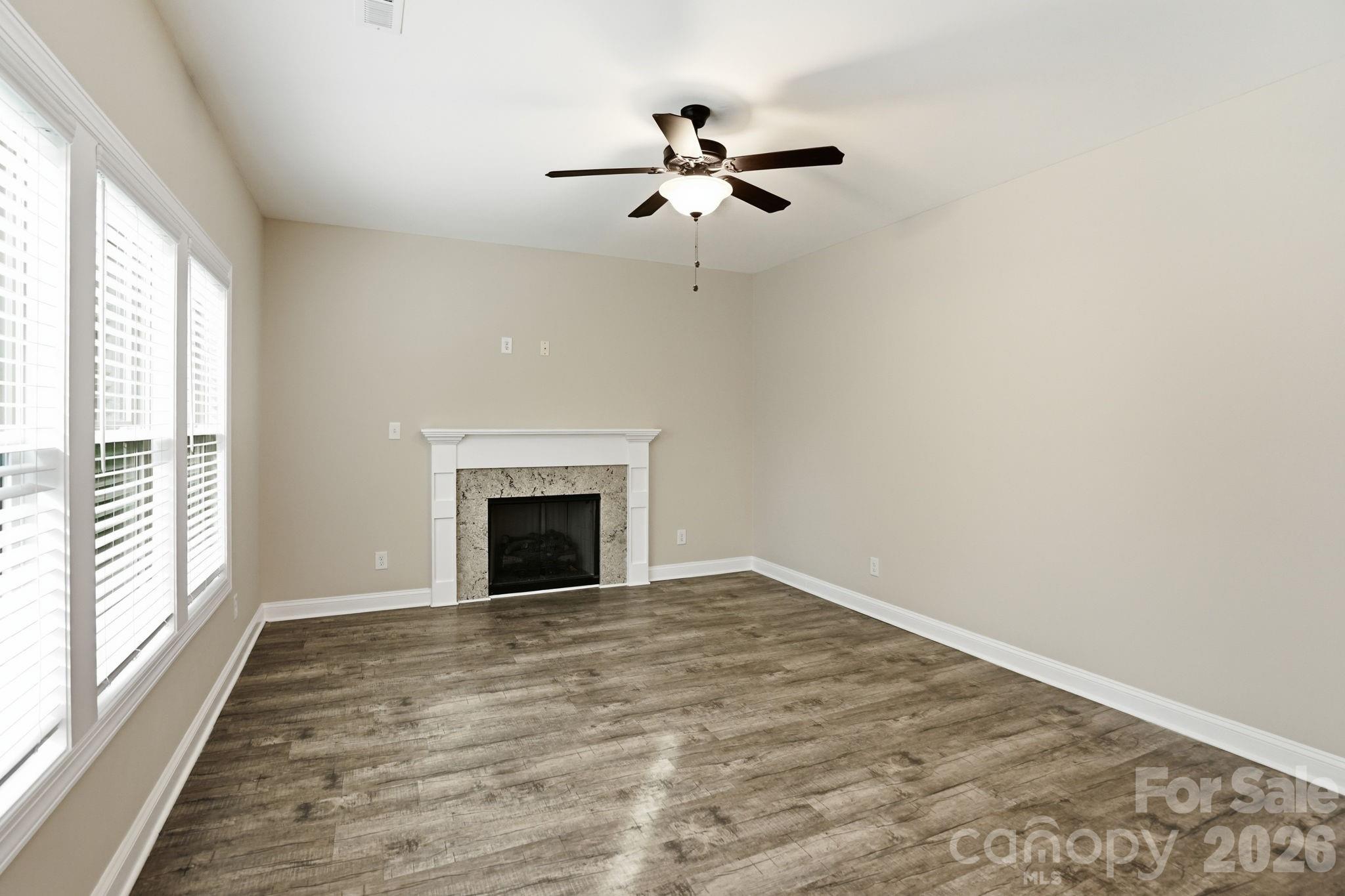 235 Brook Avenue Property Photo 10