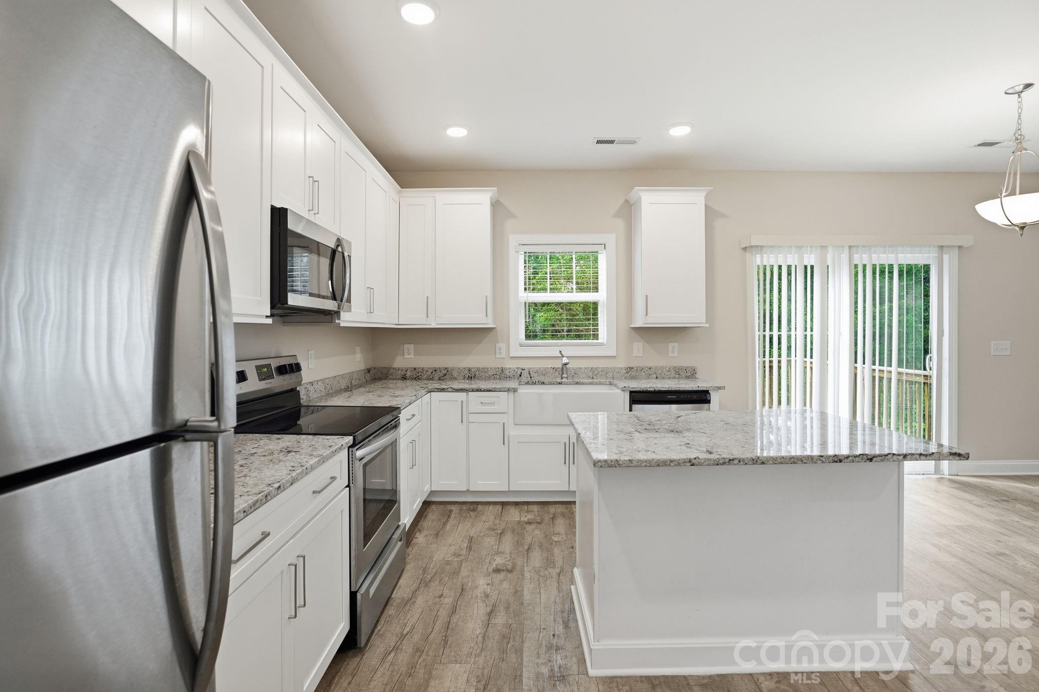 235 Brook Avenue Property Photo 13