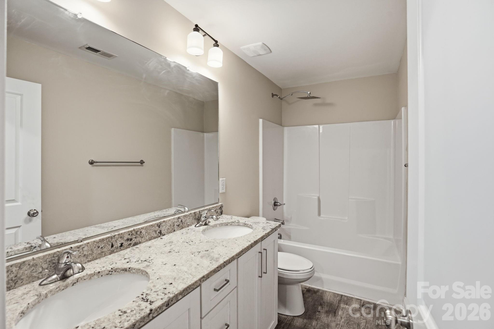 235 Brook Avenue Property Photo 31