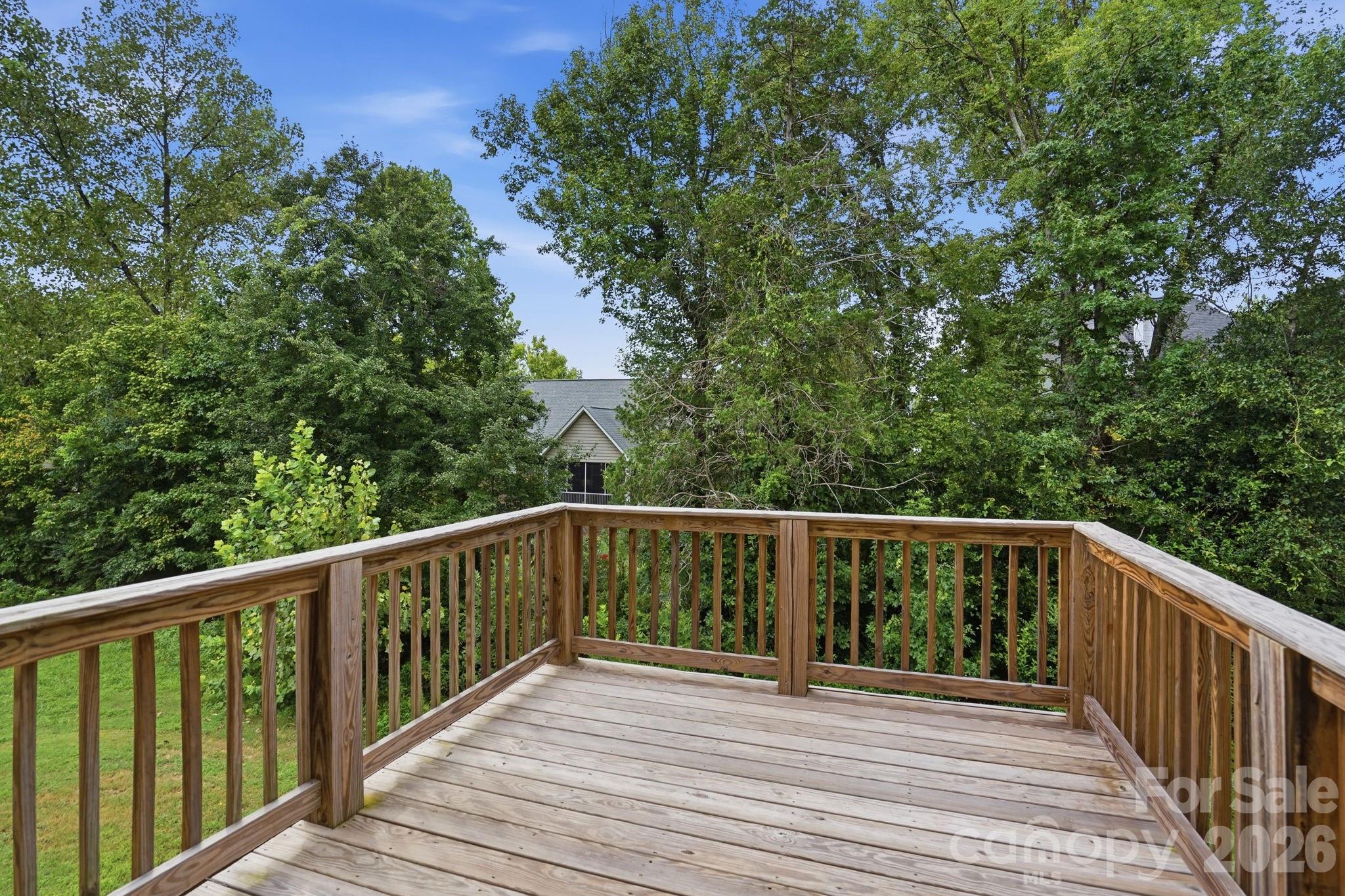 235 Brook Avenue Property Photo 37