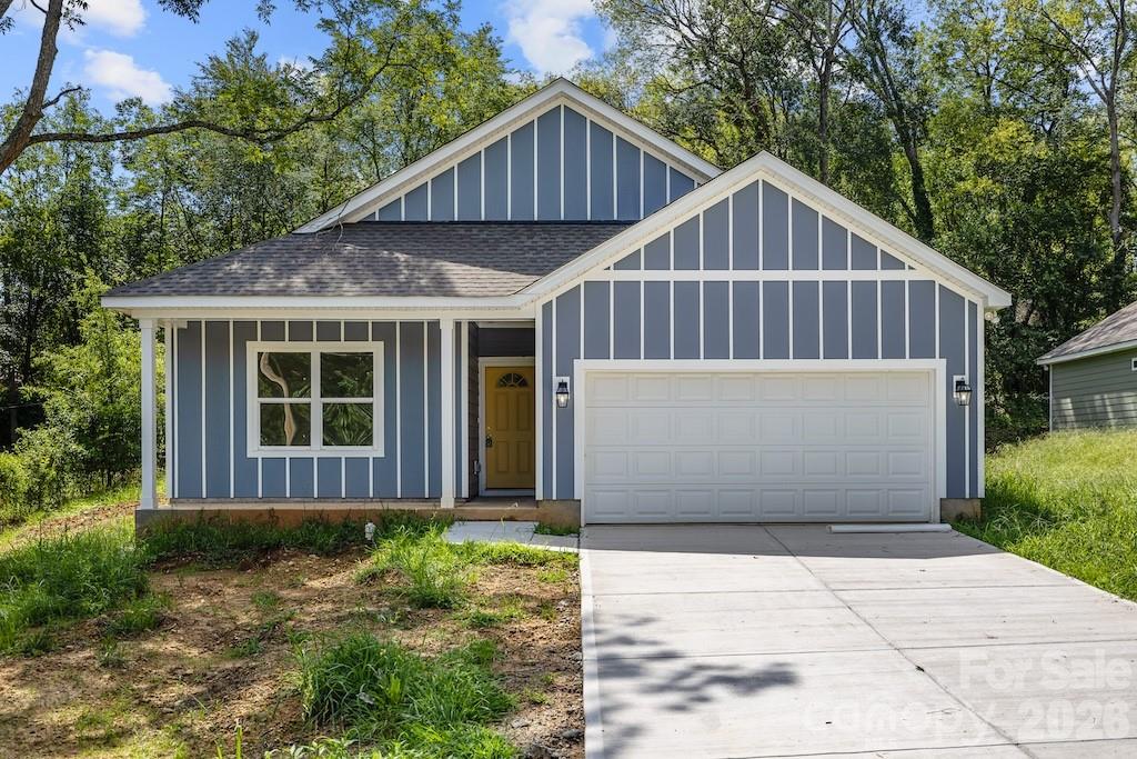 505 E Dunlap Street Property Photo 2