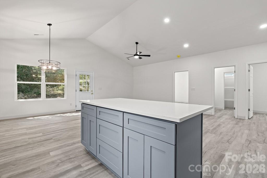 505 E Dunlap Street Property Photo 7