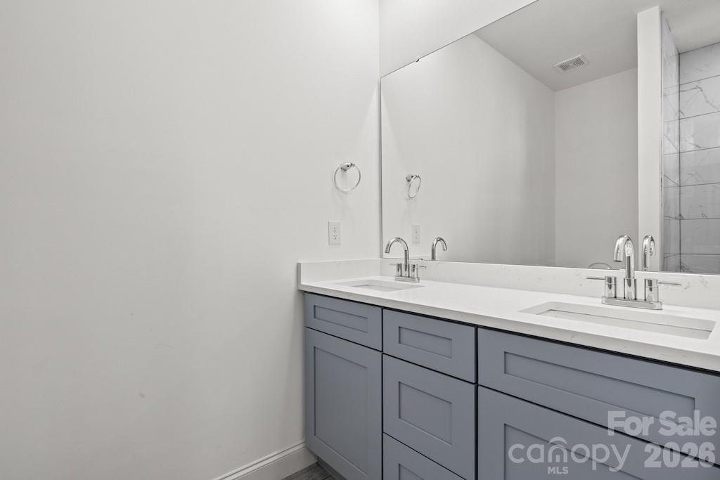 505 E Dunlap Street Property Photo 18