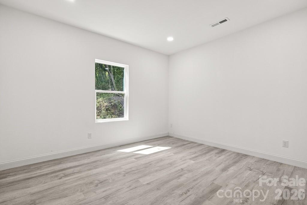 505 E Dunlap Street Property Photo 19