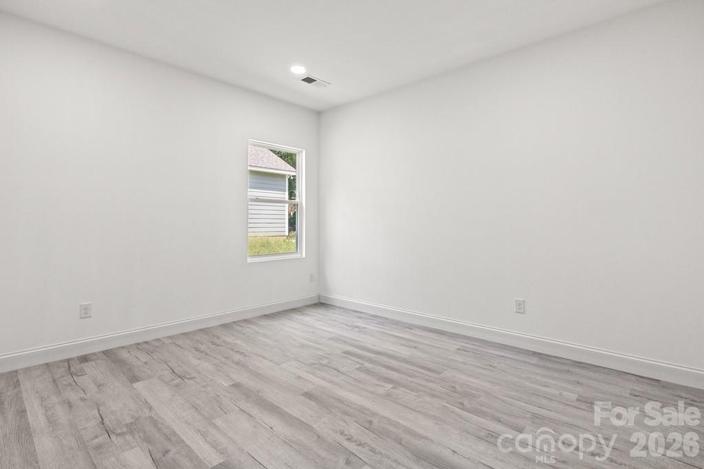 505 E Dunlap Street Property Photo 22